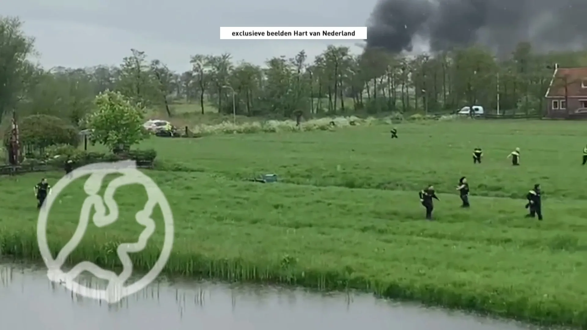 Meerdere schoten bij klopjacht door weiland na gewapende over...