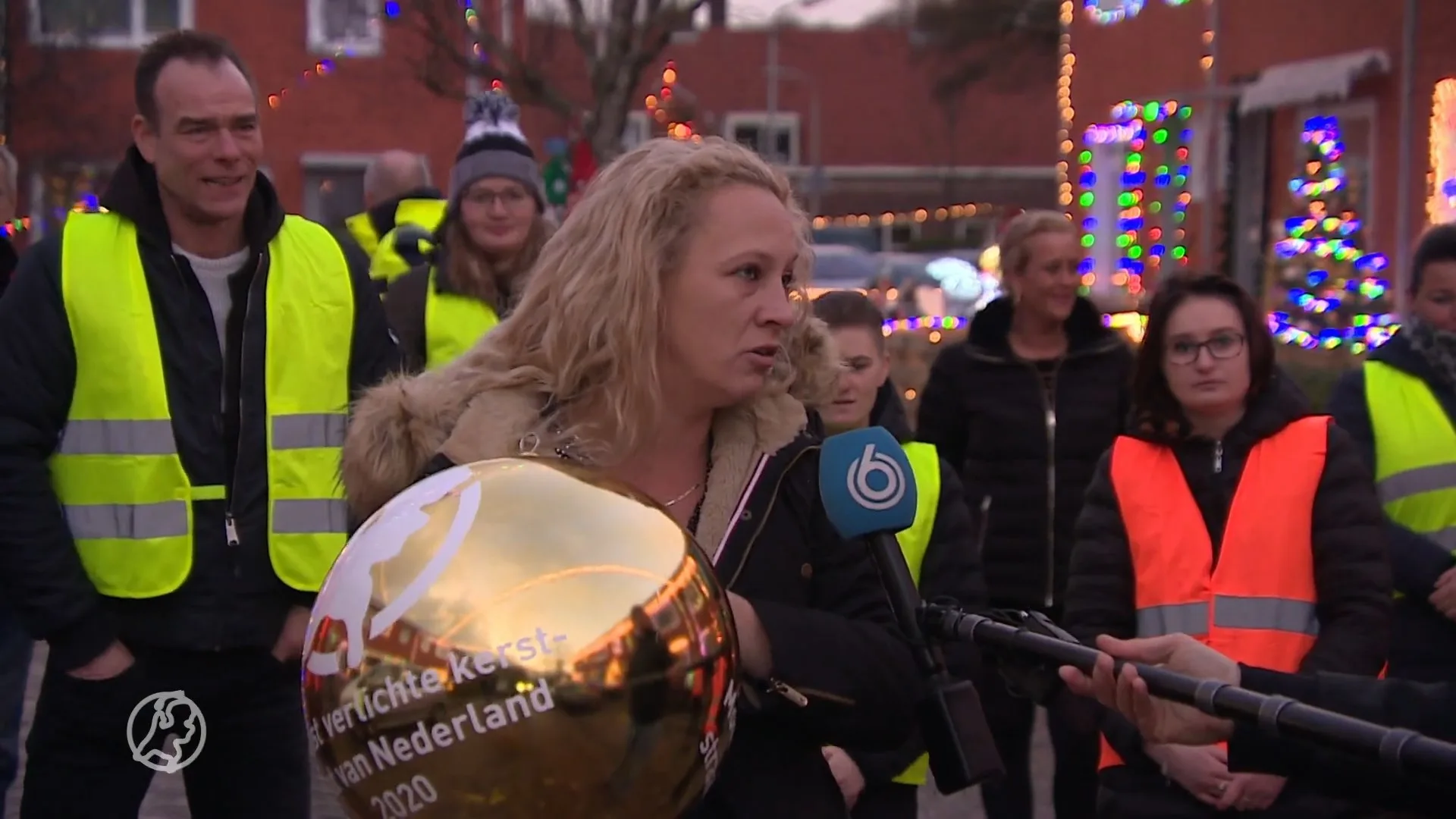 De mooist verlichte kerststraat van Nederland ligt in… Leeuwa...