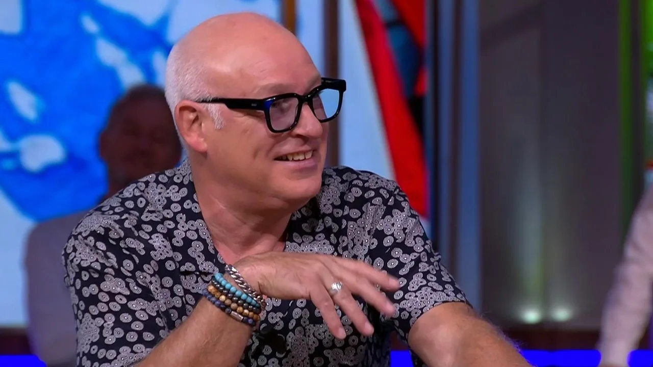 René begrijpt niets van wisselbeleid Schmidt: 'Hij is de enige trainer in de wereld die dit doet'