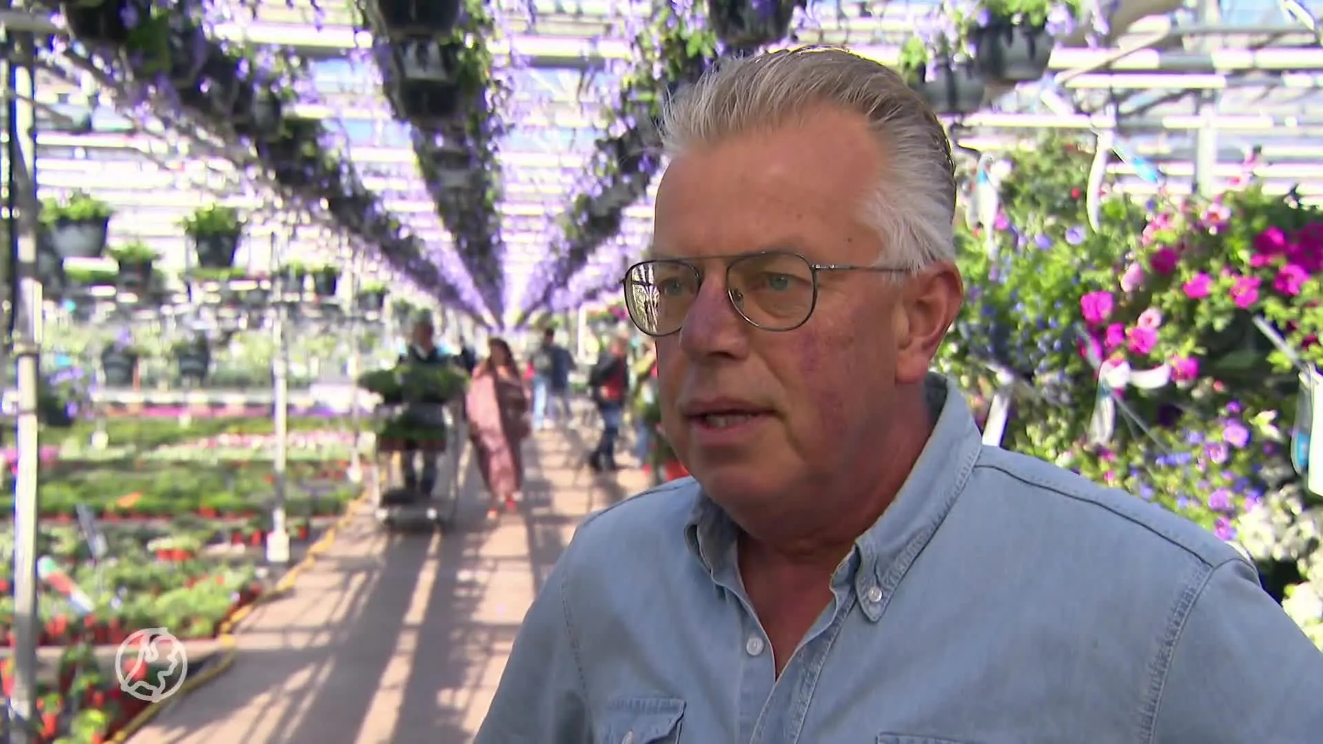 Gezellige drukte in pretparken en natuur op eerste paasdag