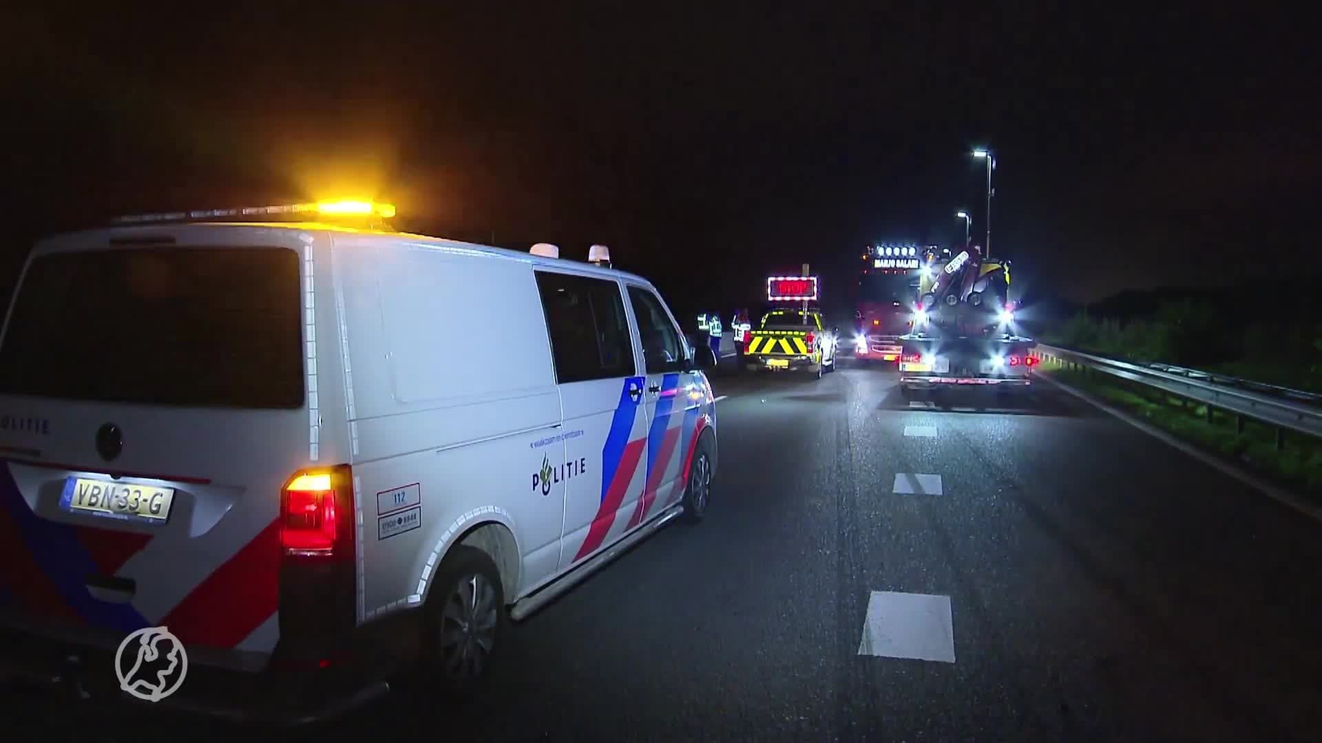 Drie gewonden door ongeval op A67 bij Maasbree, inzittenden nemen de benen
