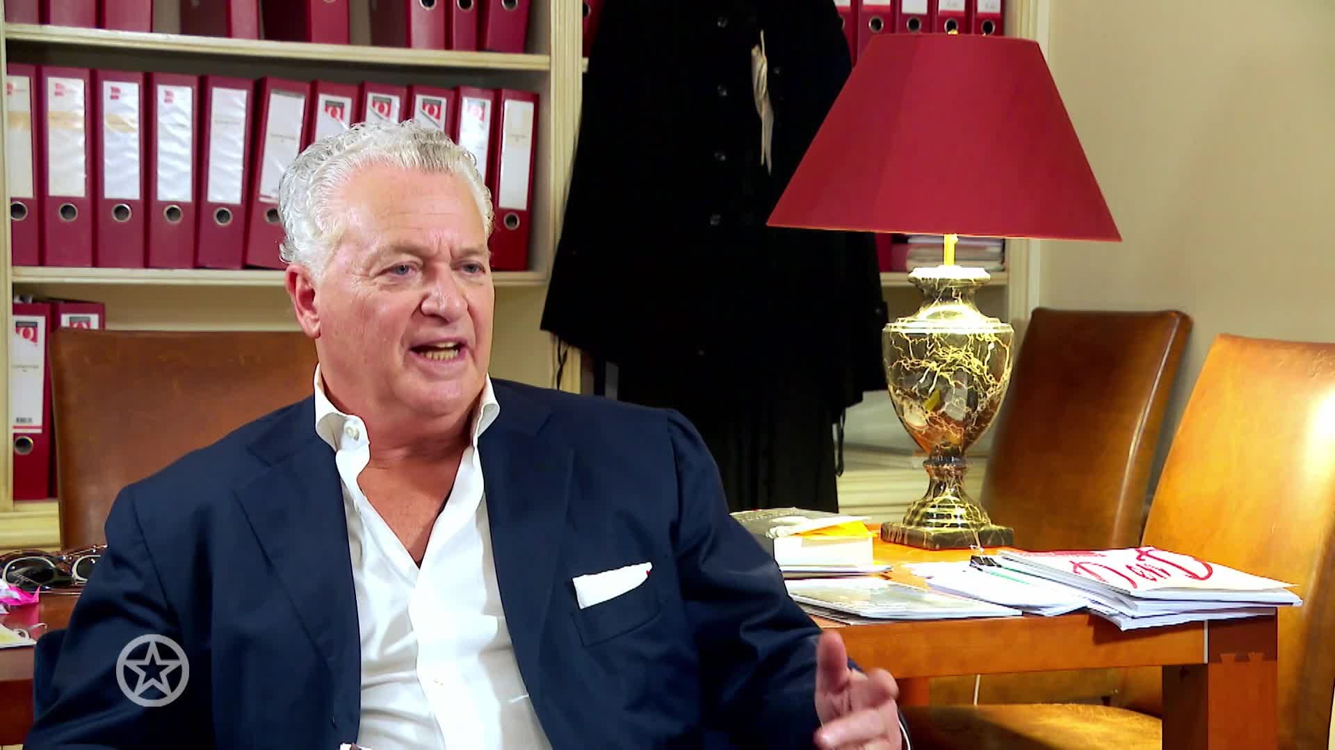 "Media mag terughoudender zijn"