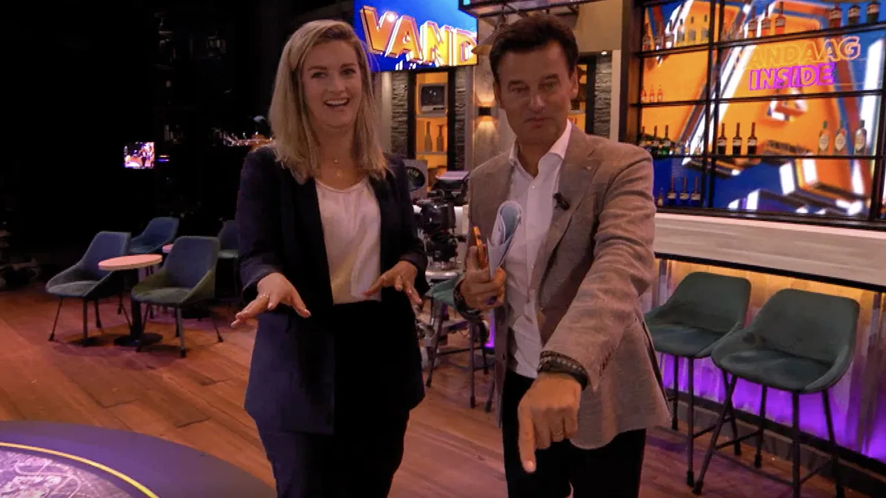 In de Wandelgangen: Wilfred en Merel voorkomen dat cameraman valt