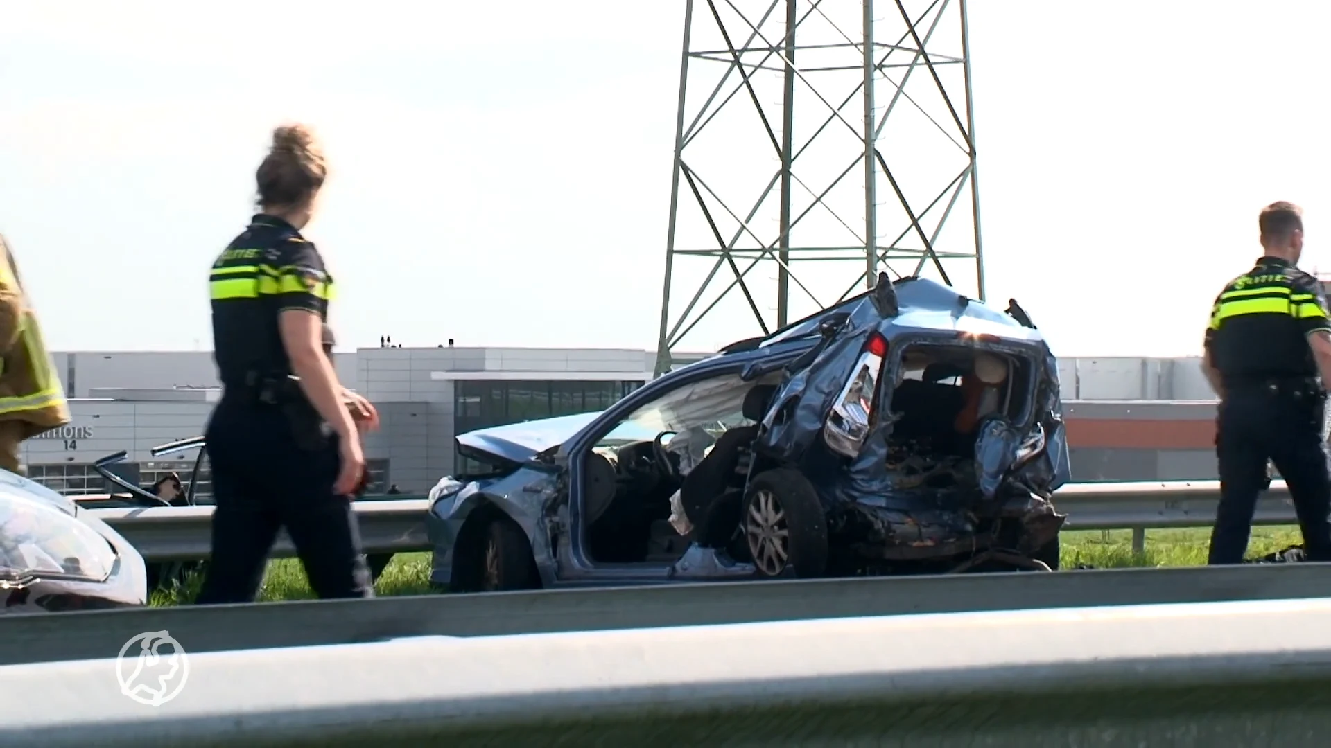 Groot ongeluk op A73 met meerdere gewonden, wegen rond A2 dicht
