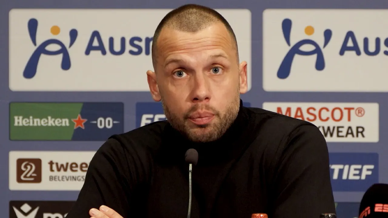 John Heitinga: 'Micheal Reiziger heeft een grote bijdrage geleverd aan Ajax'