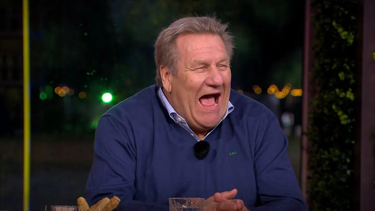 COMPILATIE: Het allerbeste van De Oranjezomer