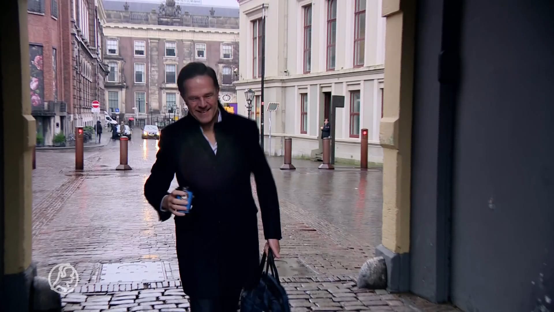 Donkere wolken pakken zich samen boven politiek Den Haag: ligt er een kabinetscrisis op de loer?