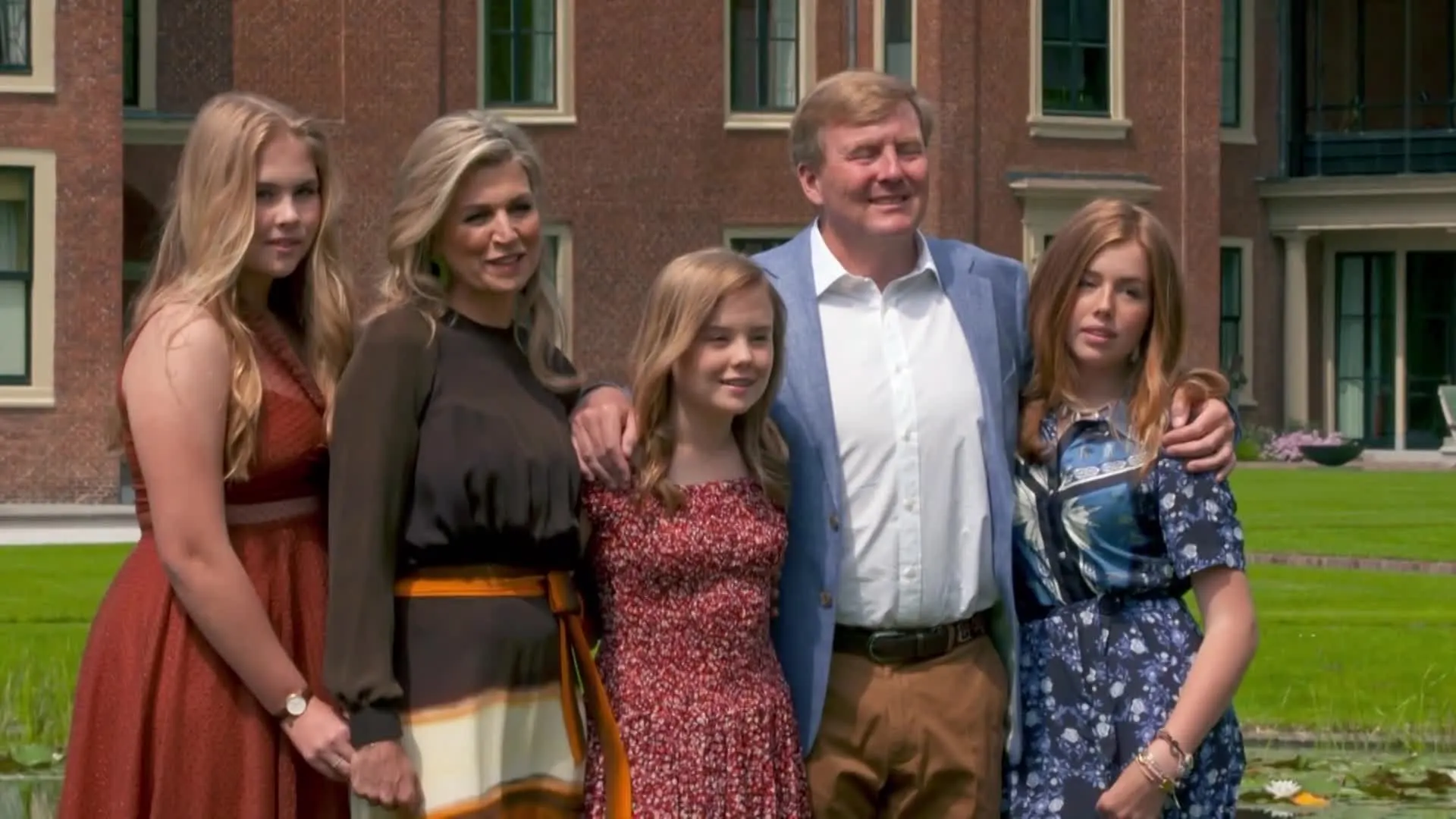 Dit is duurste kledingstuk waar wij prinses Amalia in hebben gezien