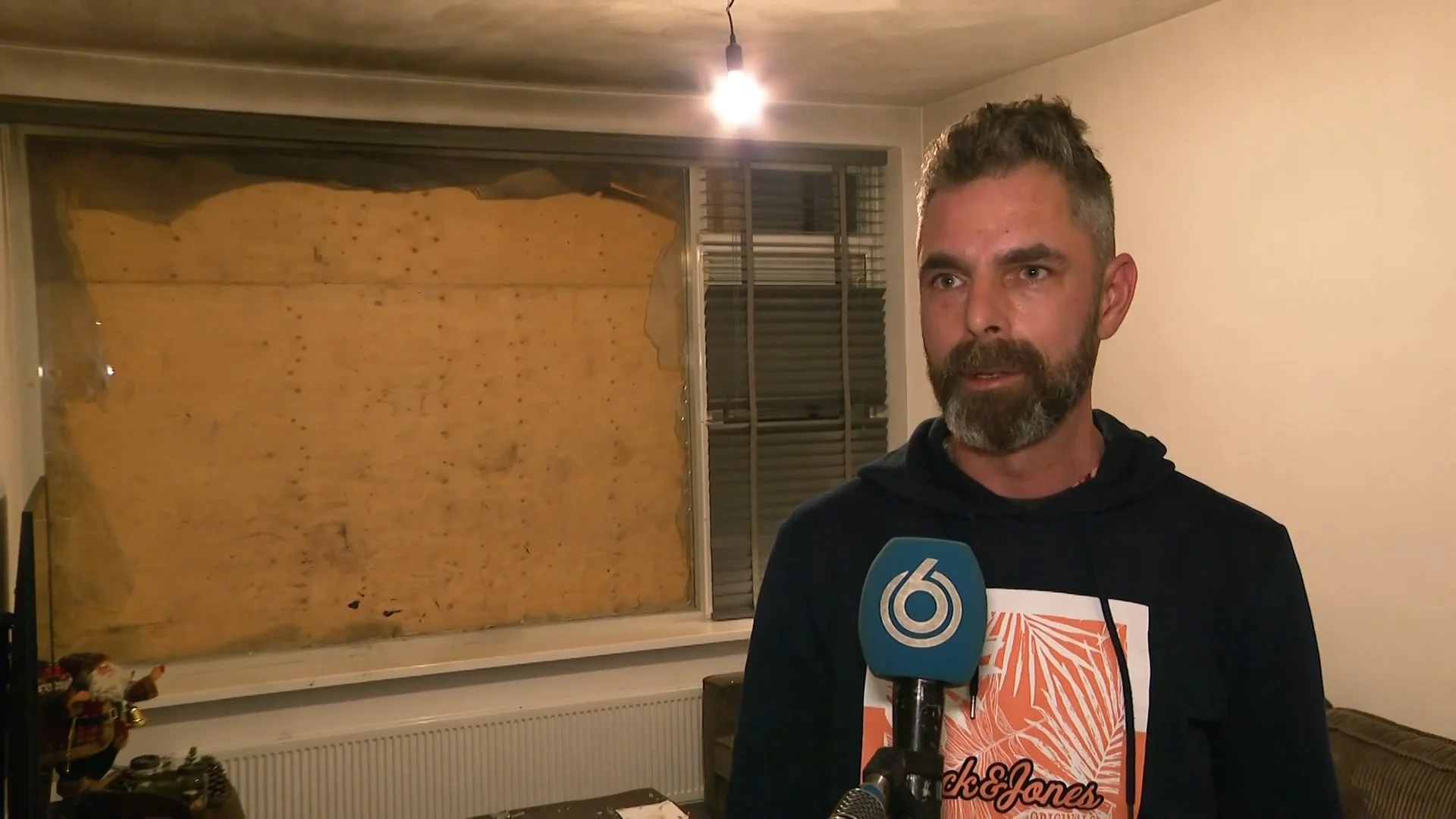 Explosie verwoest voorgevel van Marks huis in Eindhoven