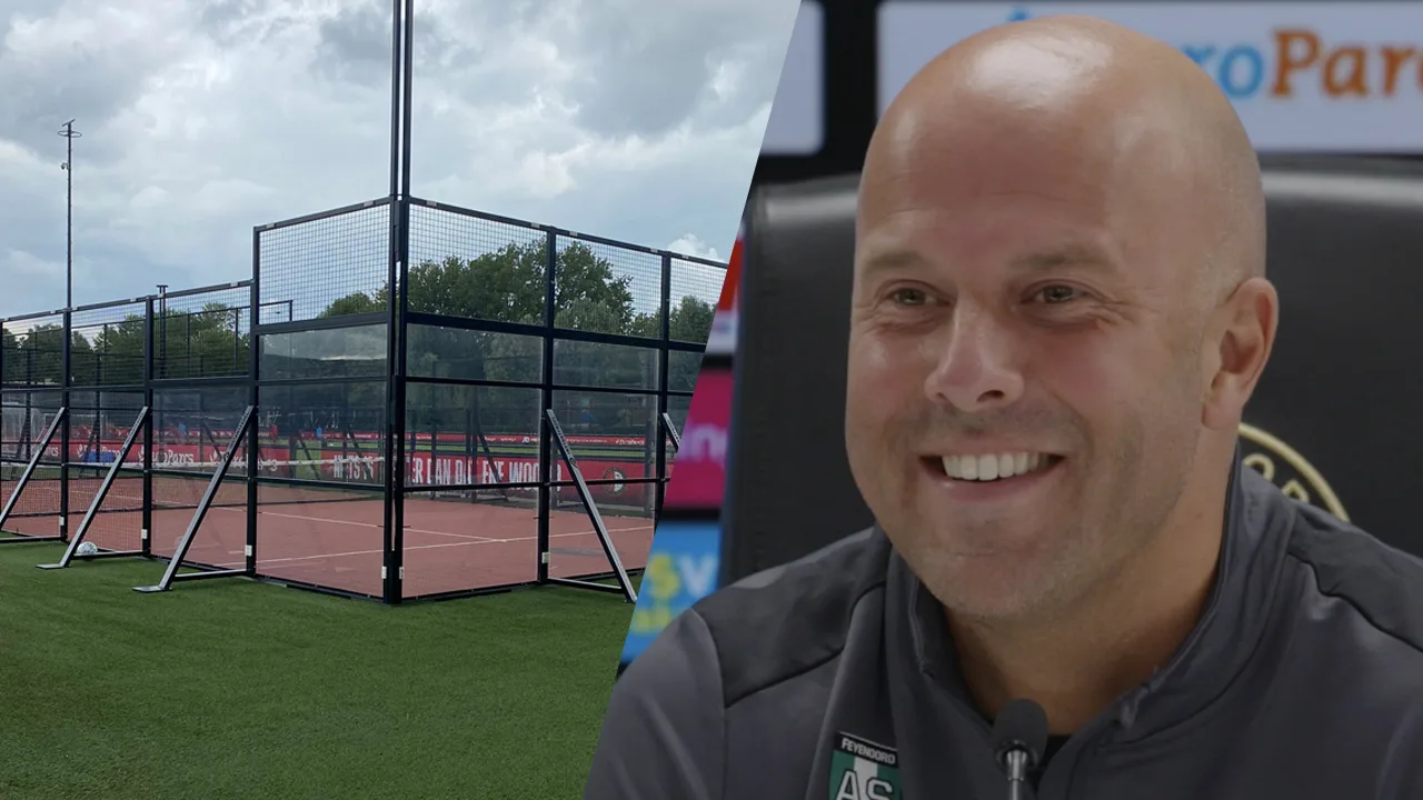 Slot blij met padelbaan op trainingscomplex: 'Ik was graag gaan spelen, maar moest naar jullie toe!'