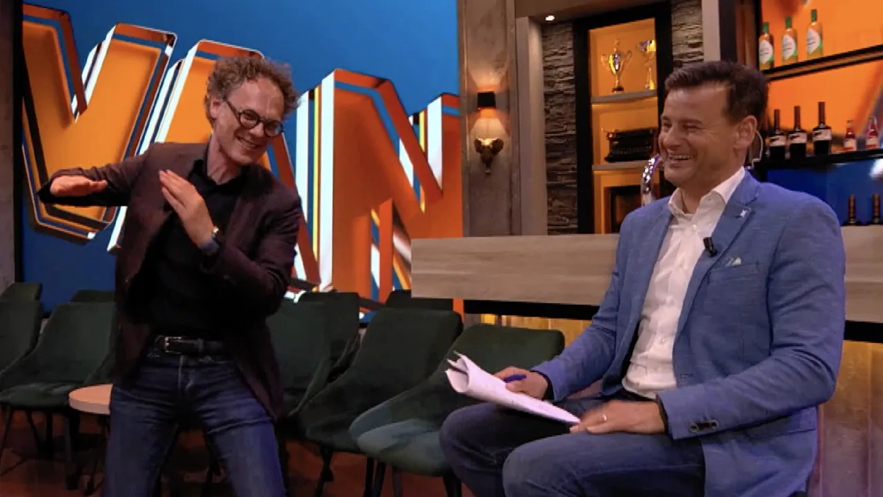 In de Wandelgangen: Ben van der Burg vertelt hilarische anekdote over blunder tijdens begrafenis