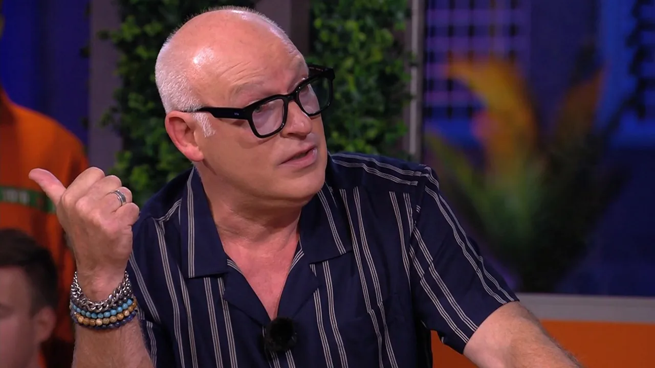 René verbaast zich over strafschoppenreeks: 'Dat is toch apart?'