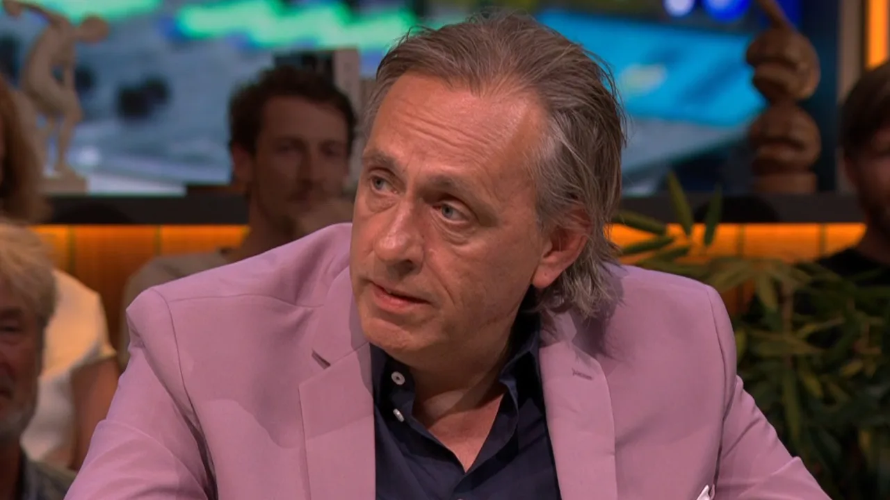 Marcel verbouwereerd door imitator: 'Ik ben nog nooit zo slecht nagedaan...'