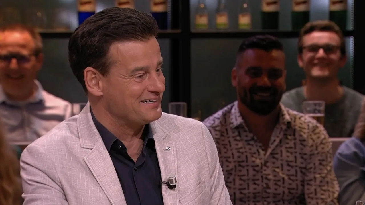 Wilfred lacht om nieuw programma: ‘Er zijn serieus mensen die dit bedacht hebben!’