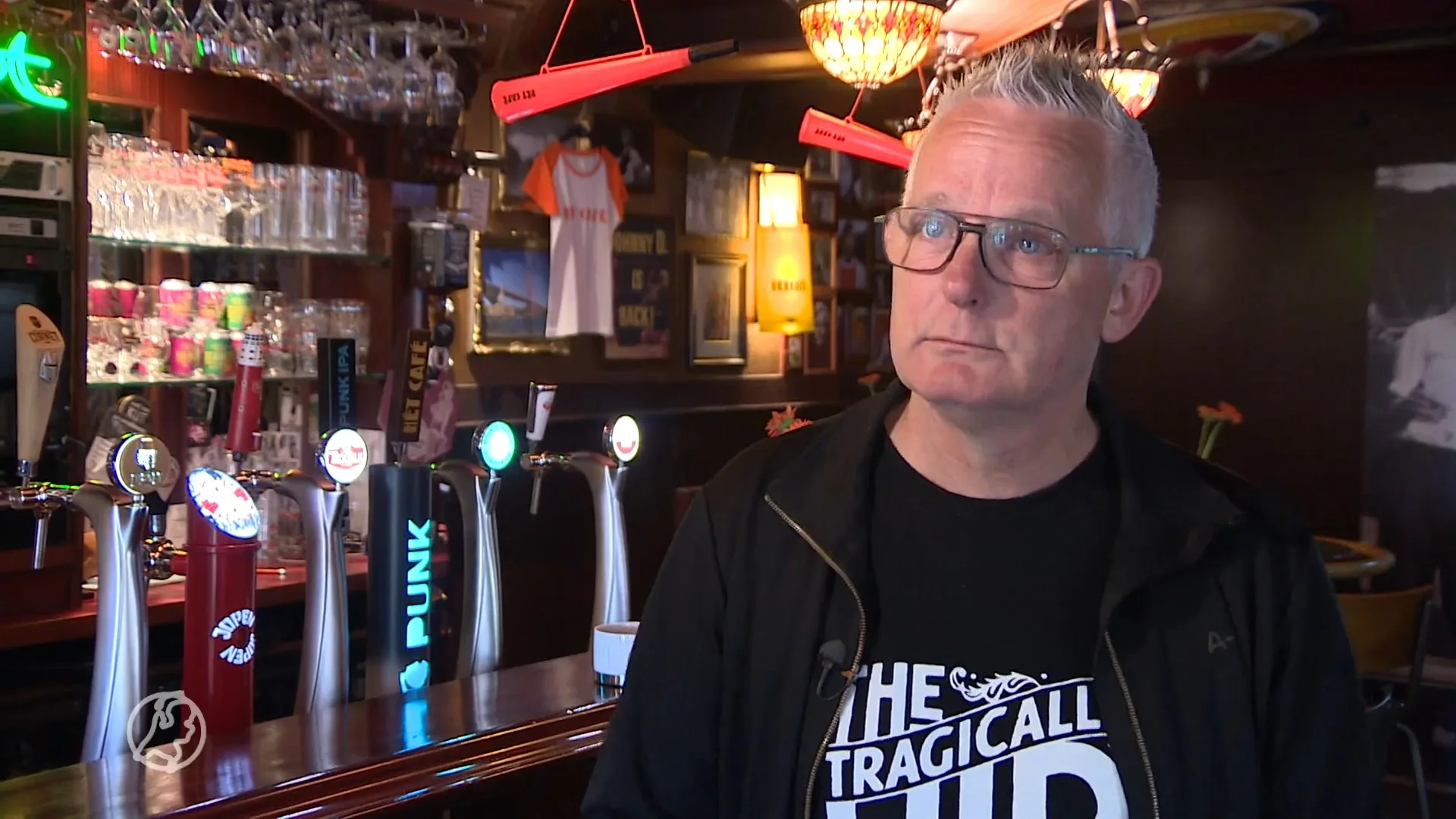 Woede om Oranjefeest met CoronaCheck: "Ga maar lekker faillie...