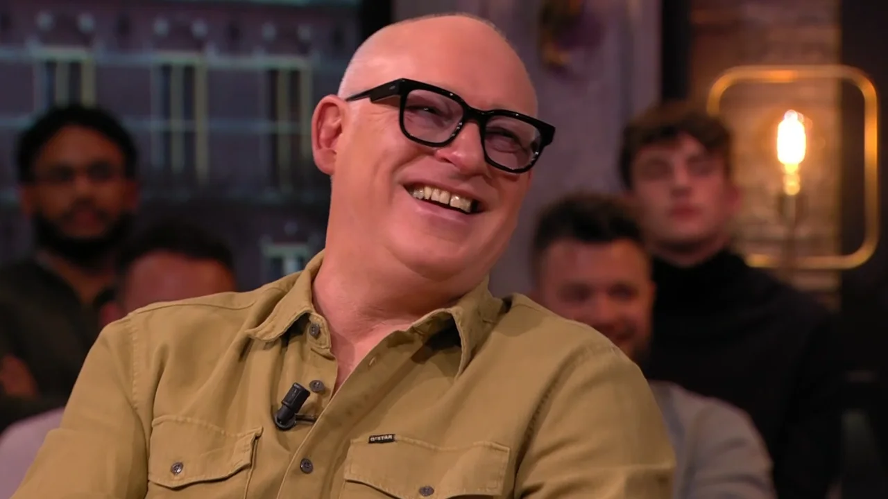 René verbaasd over voorstel om scheidsrechters te laten meetrainen met spelers: 'Wat een onzin!'