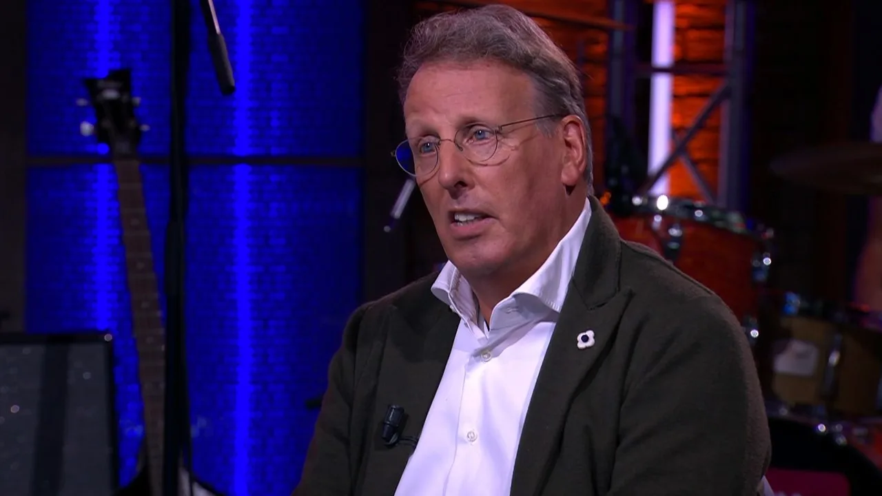 'ADO Den Haag zet directeur Reijntjes aan de kant en hoopt op Gudde of Nijland'