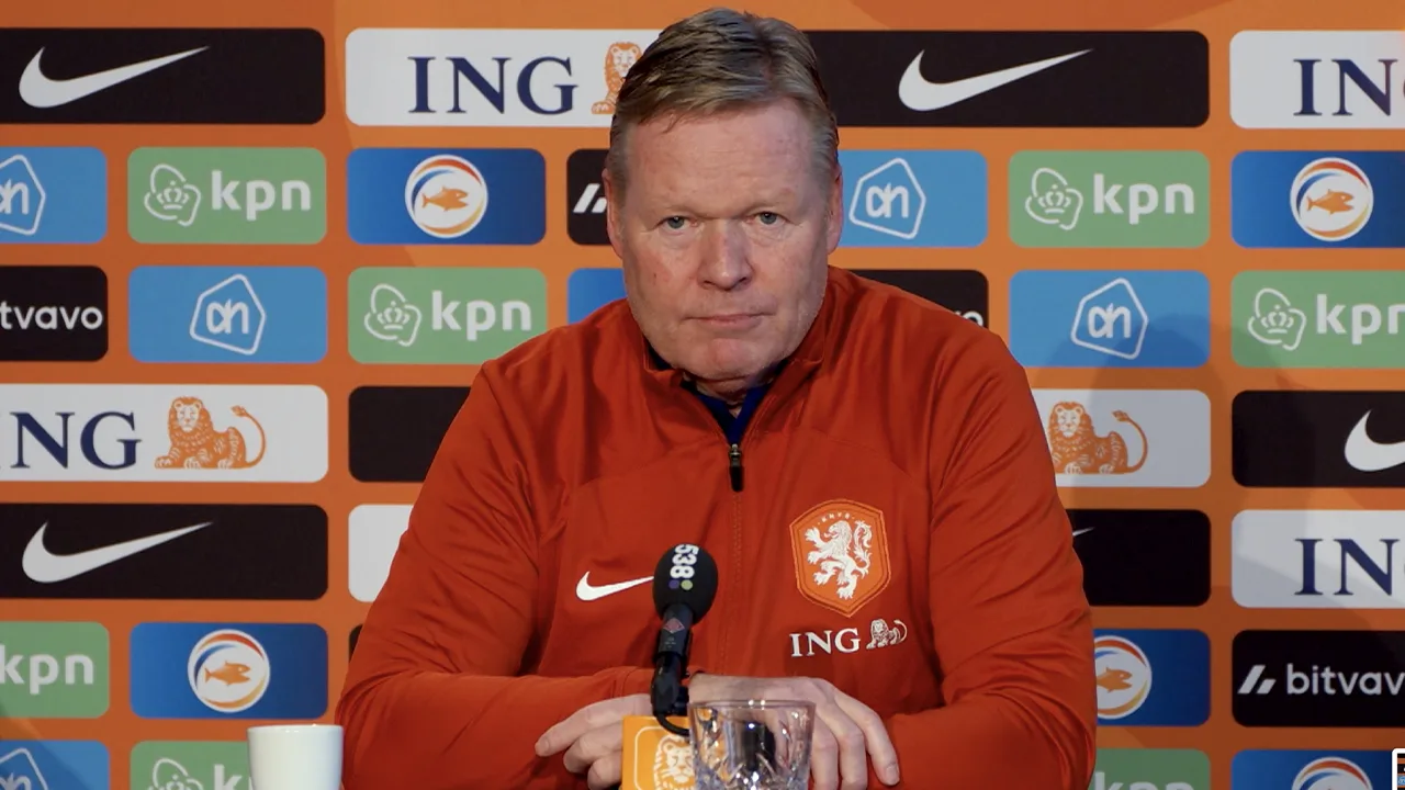 Koeman over dragen shirt Oranje: 'Dat brengt altijd extra spanning met zich mee'
