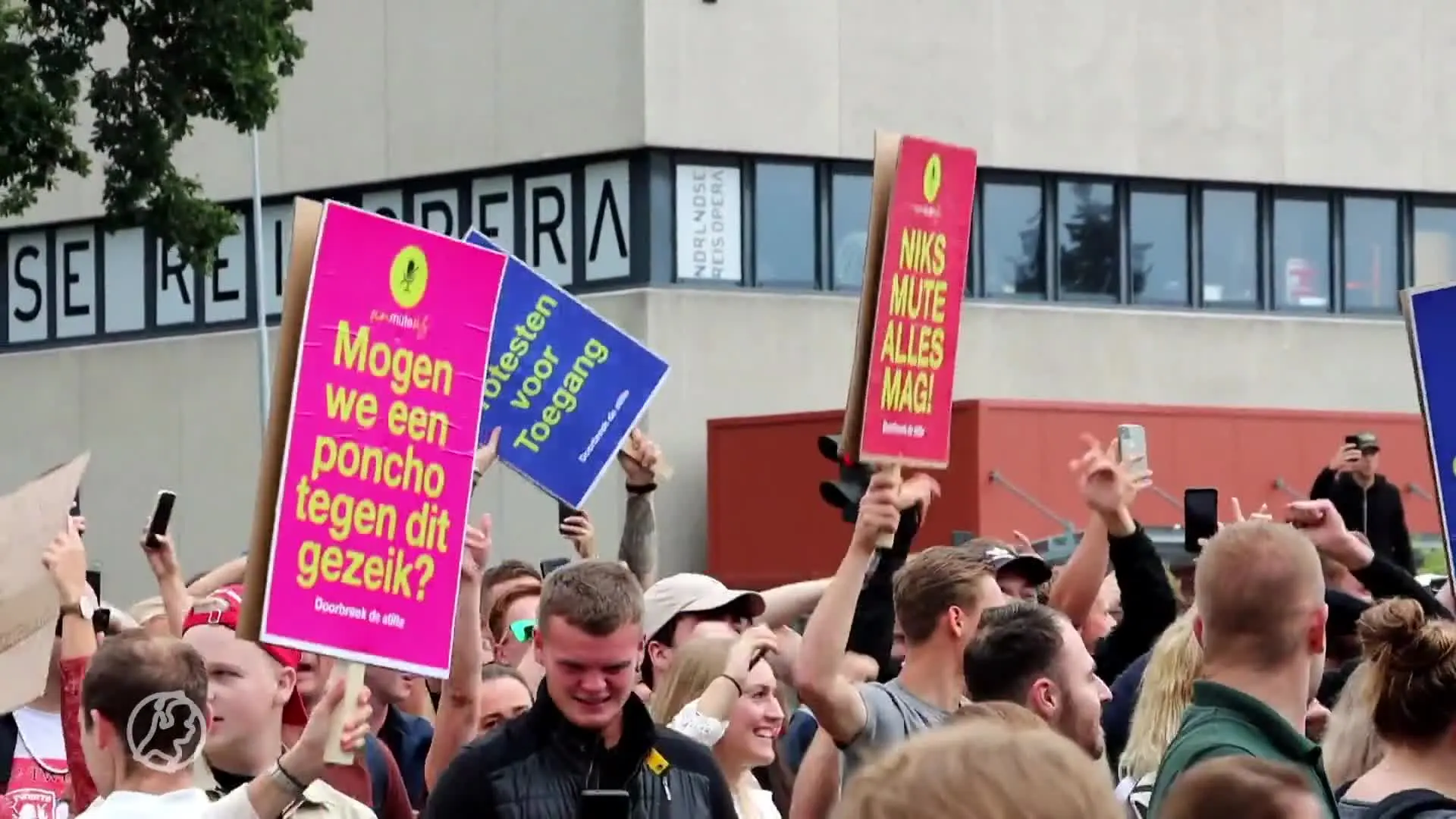 Tweede editie van Unmute Us van start: te druk bij protest in Amsterdam
