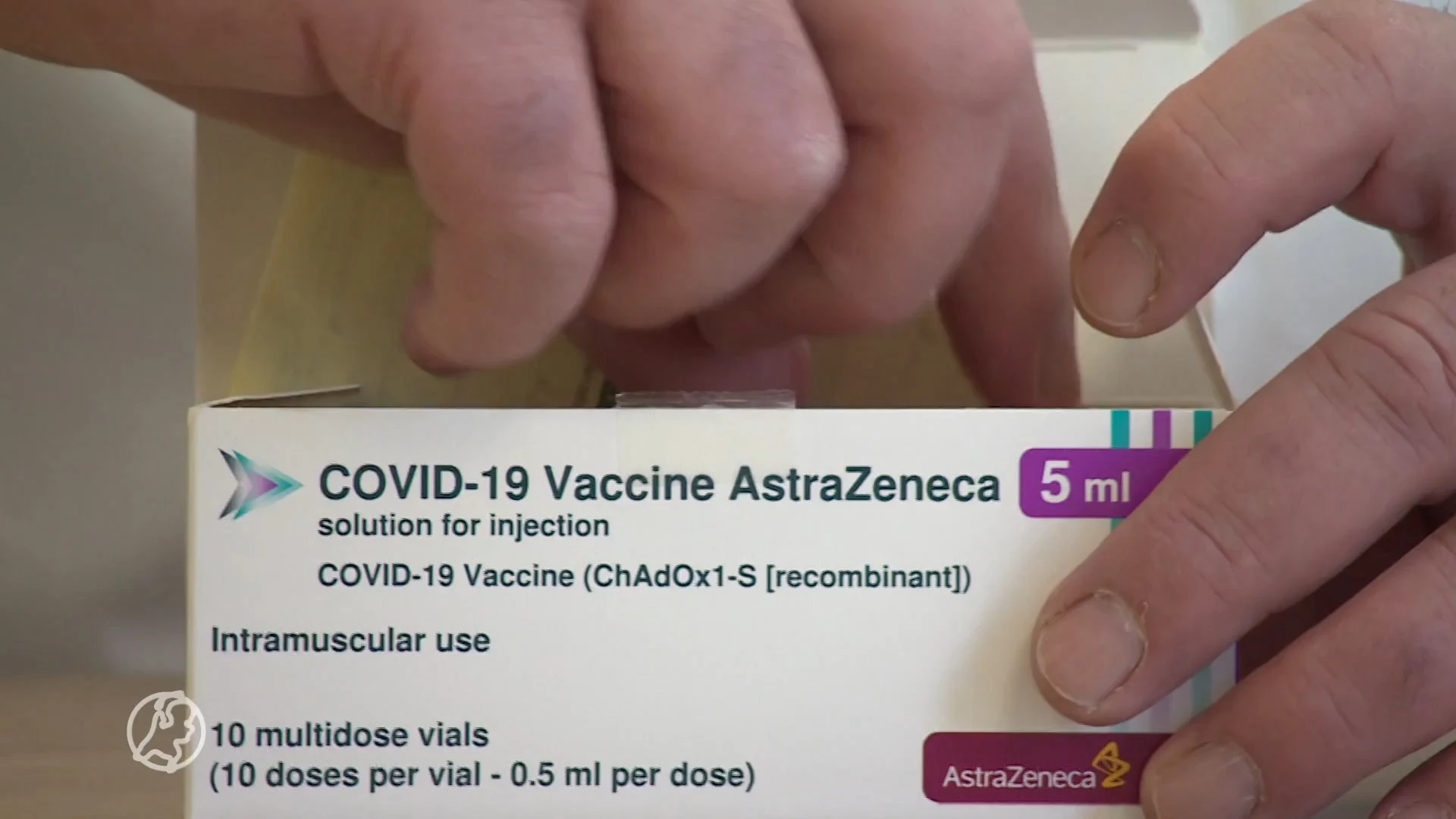 Huisarts Nikkels blijft doorprikken met AstraZeneca: 'Het is ...