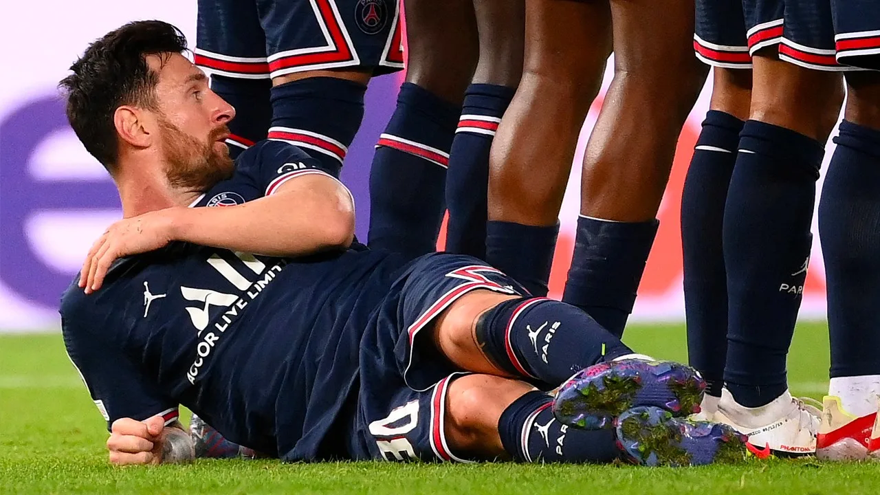 Enorme verbazing om muurligger Messi: 'Wat is er gebeurd in die kleedkamer?'