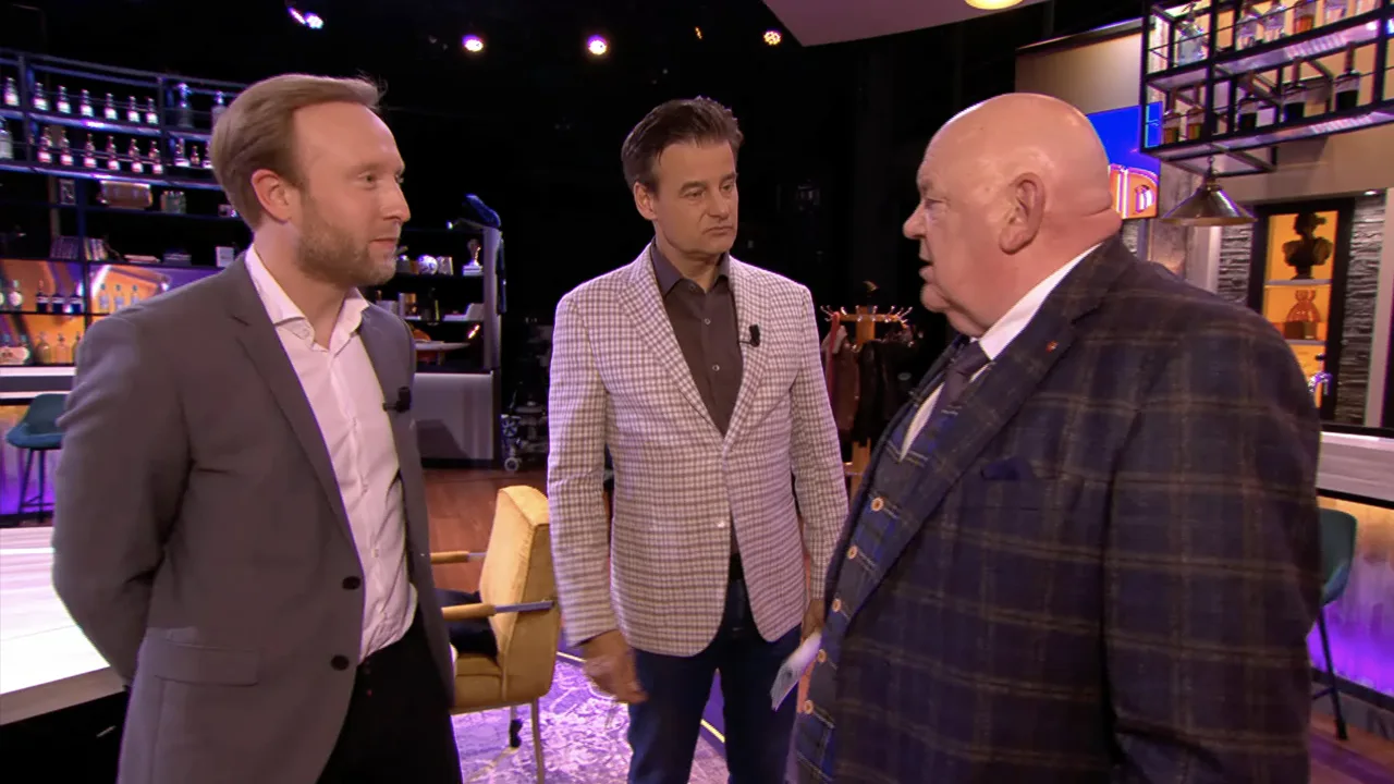 In de Wandelgangen met Raymond en Pieter: 'Je bent wel streng tegen Johan, zeg!'