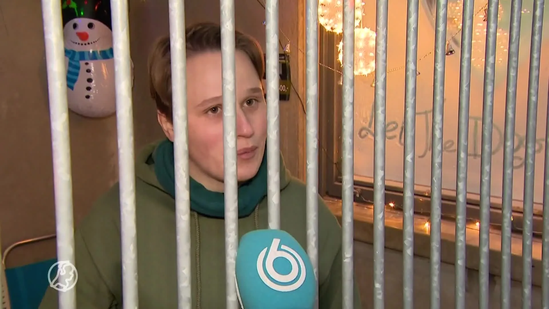 Dierenverzorgers sluiten zichzelf op in hondenkennel Zwolle