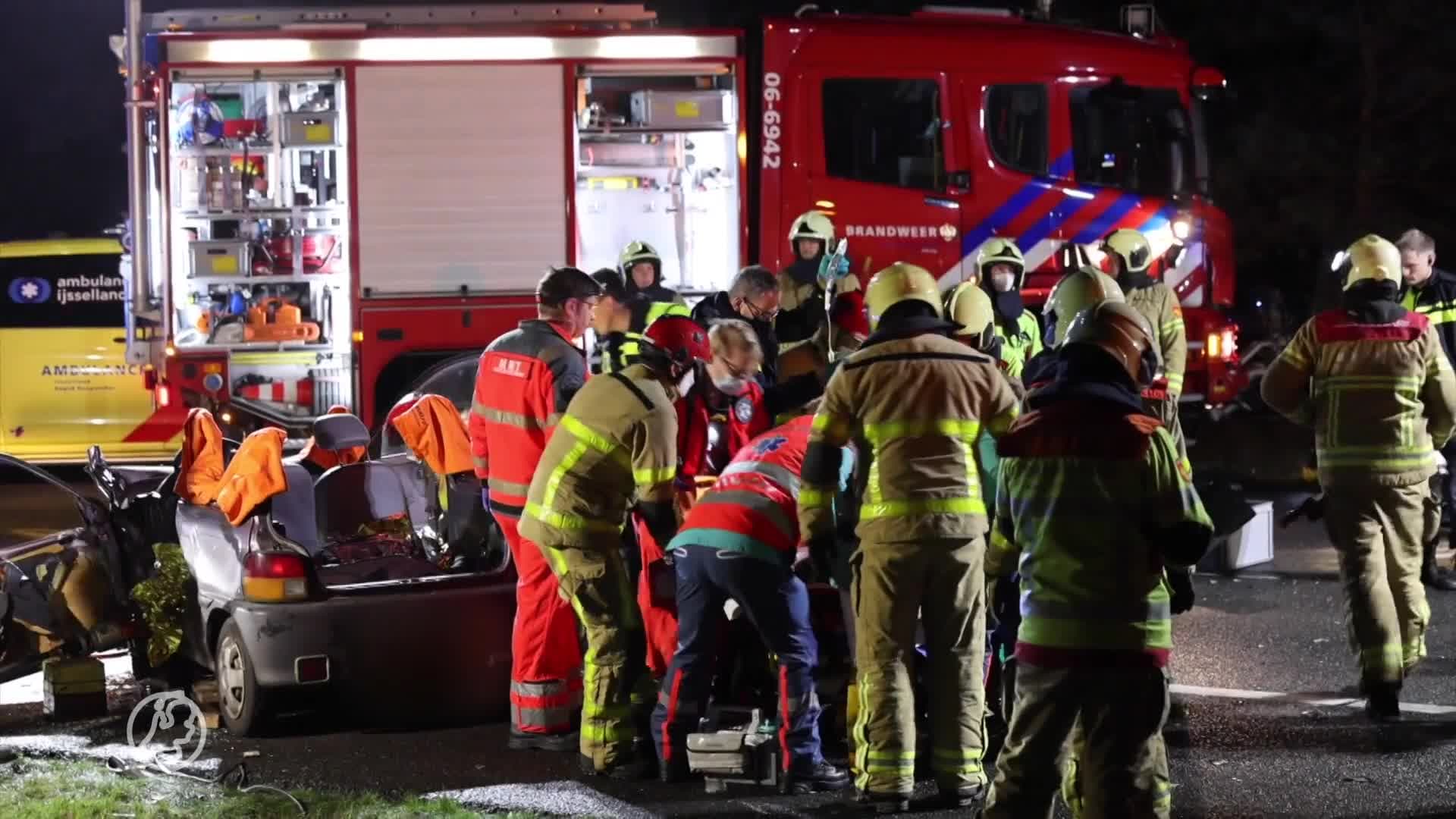 Meerdere gewonden nadat spookrijder ernstig ongeluk veroorzaakt op A28