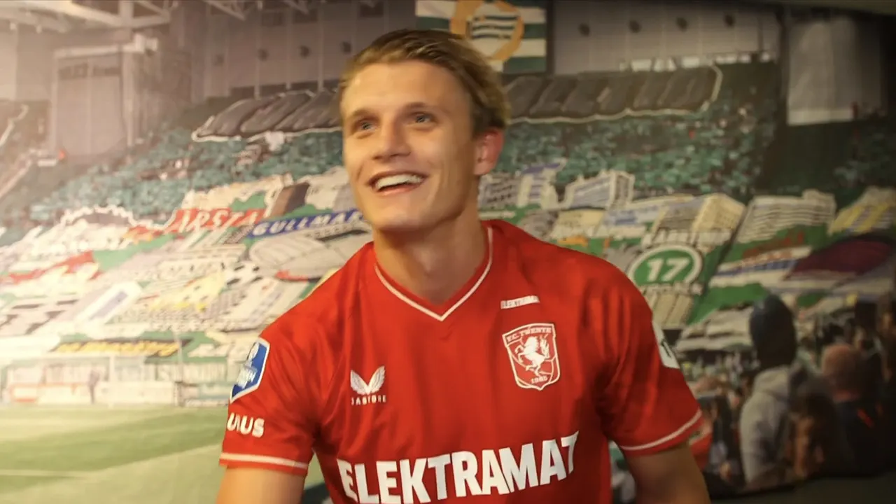 Matchwinner Steijn spreekt van geweldige teamprestatie: 'En heel mooi dat ik hem dan mag maken'