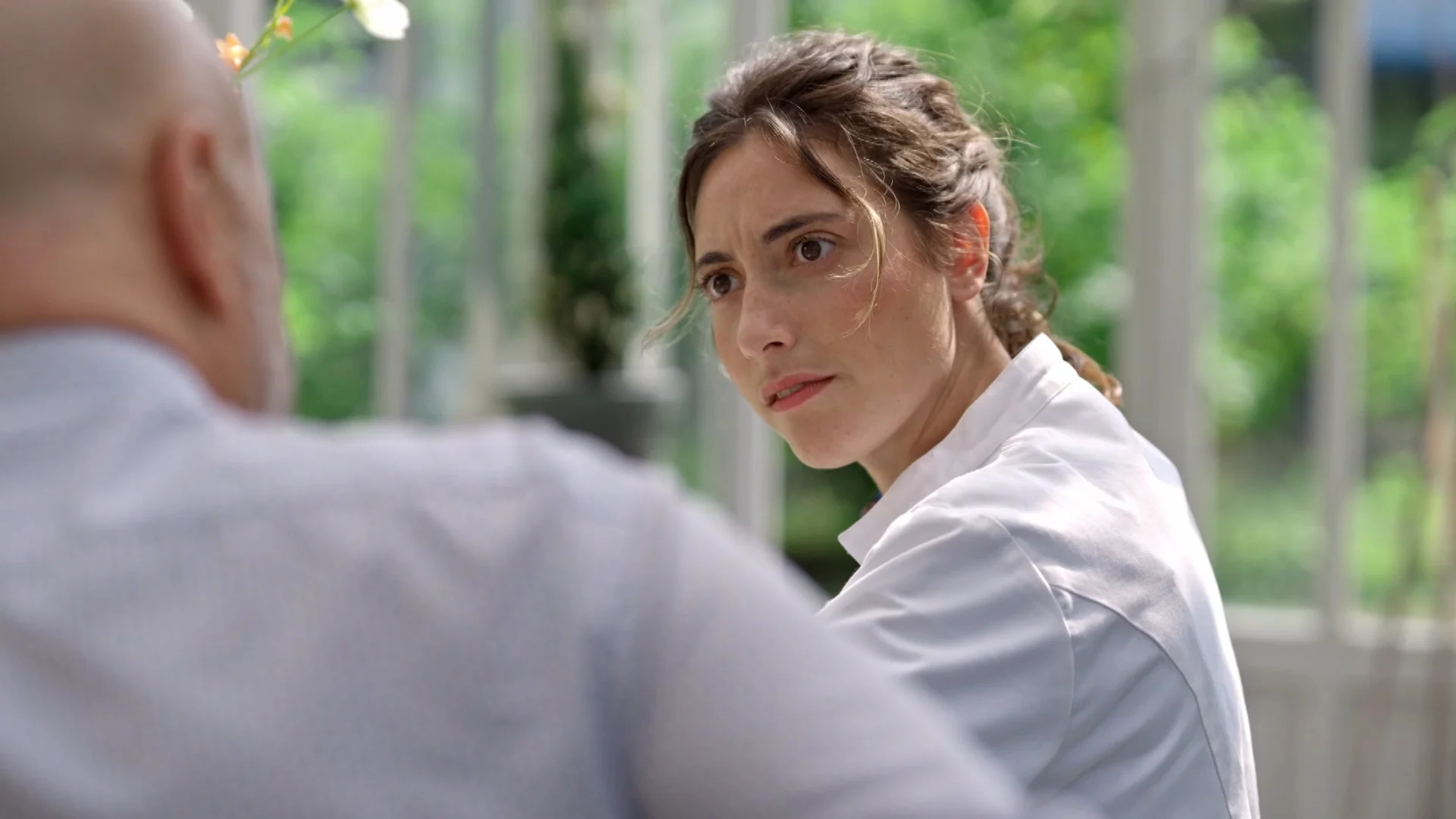 Luna krijgt schokkend bericht van vader