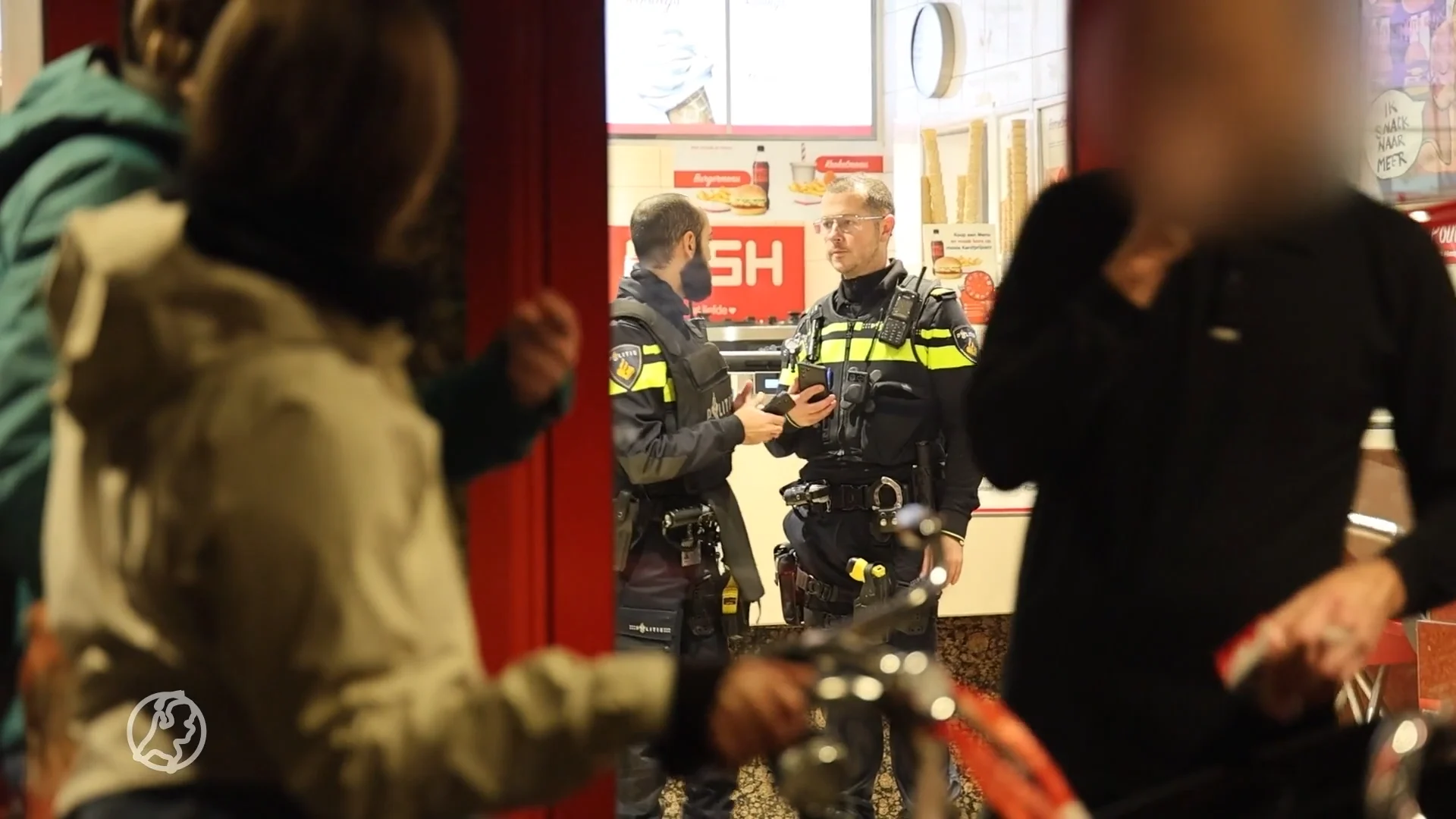 Verdachte van FEBO-overval voortvluchtig, 'mogelijk gewond door frituurvet'