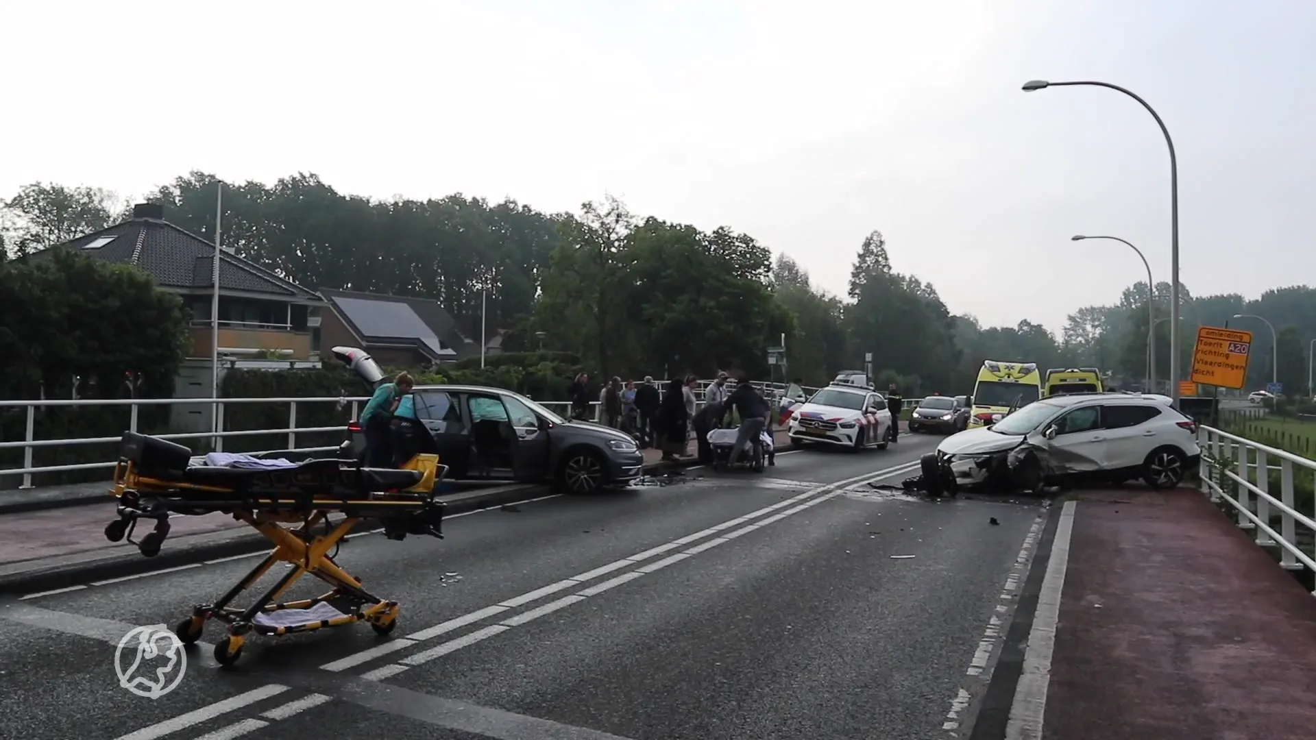 Zeven gewonden bij frontale botsing in Maasland