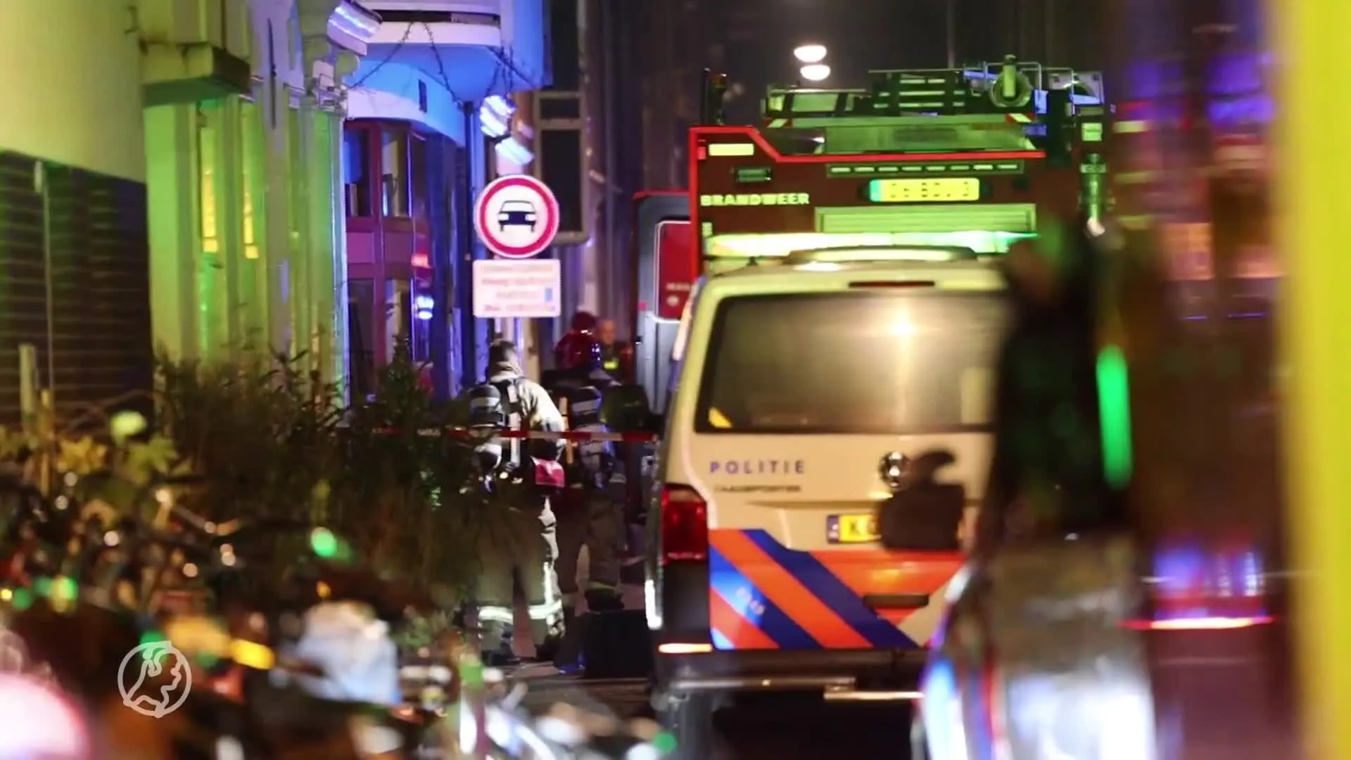 Dode door brand in woning in Amsterdam