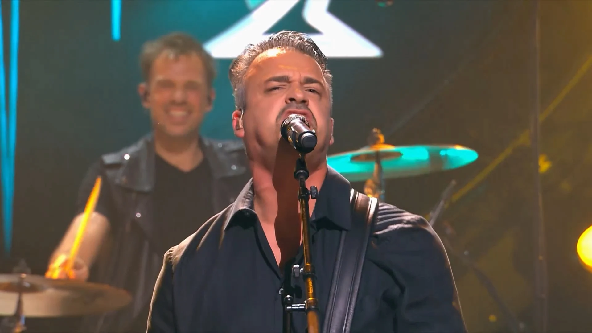 The Dutch Bryan Adams Experience – Can’t Stop This Thing