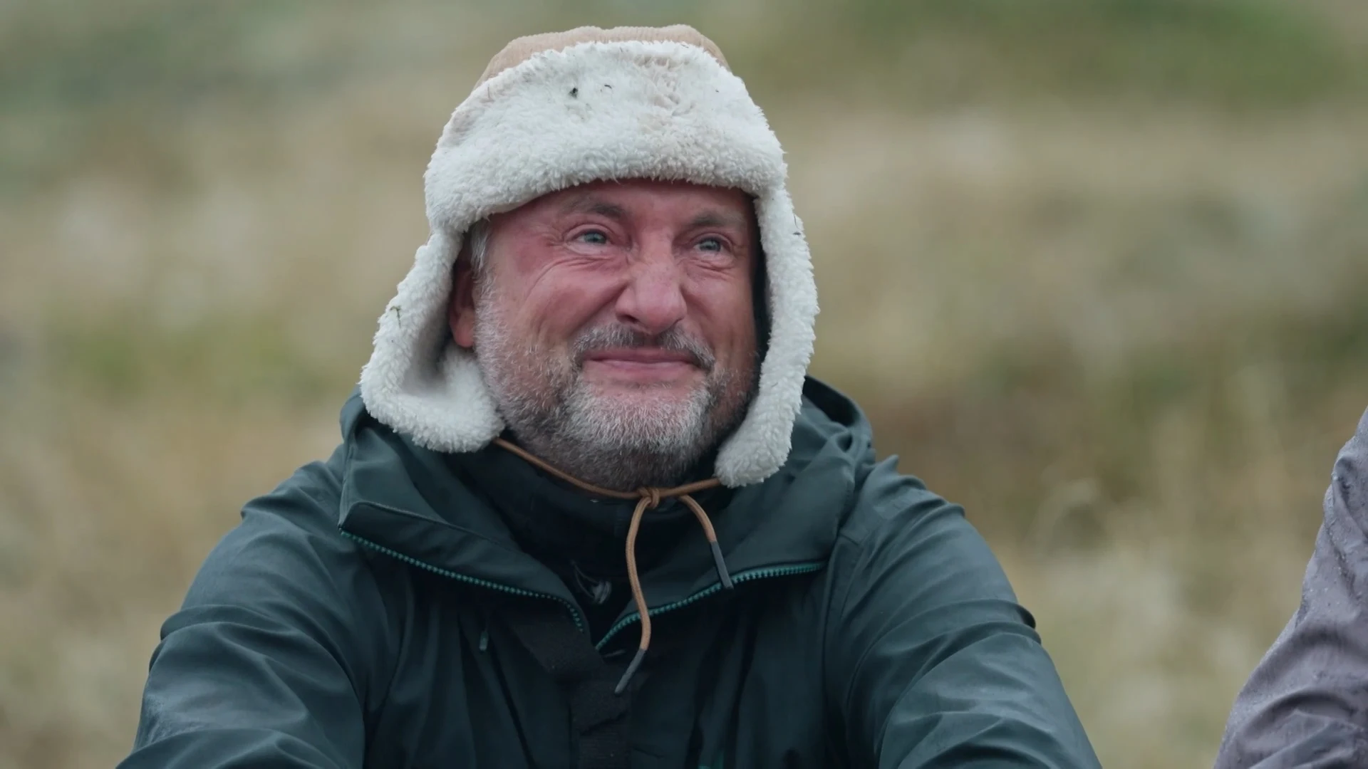 Dennis in tranen door boodschap van dochters