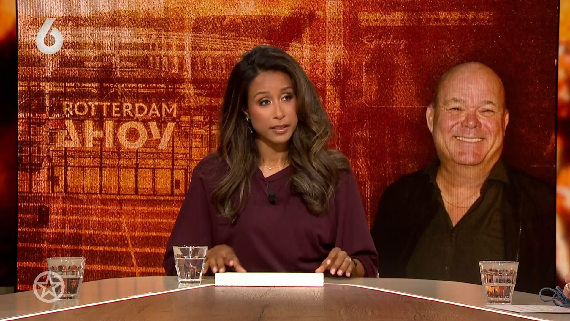 Paul de leeuw geeft concert in Ahoy