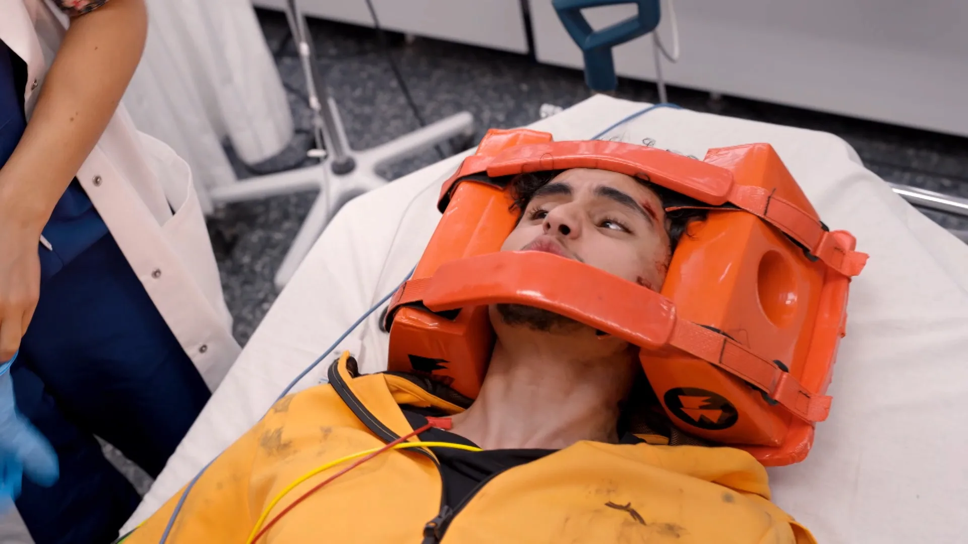 Patiënt bedreigt Luna: "Als jullie meer schade aanrichten..!"