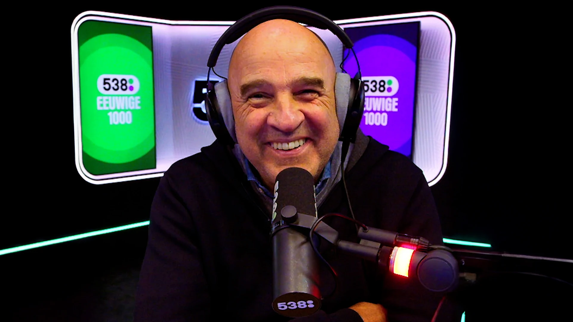 John van den Heuvel over De 538 Middagshow vanuit de gevangenis in Vught!