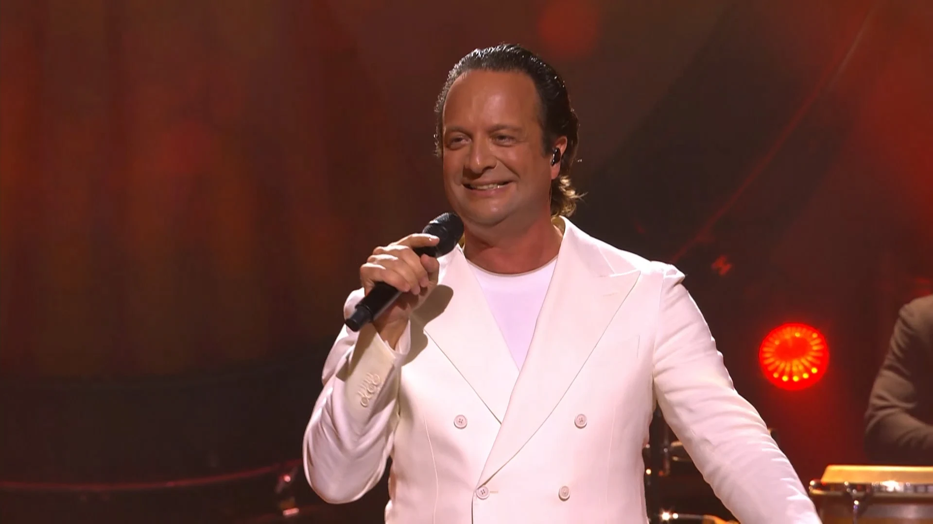 William Janz & The Julio Band – Amor De Mis Amores