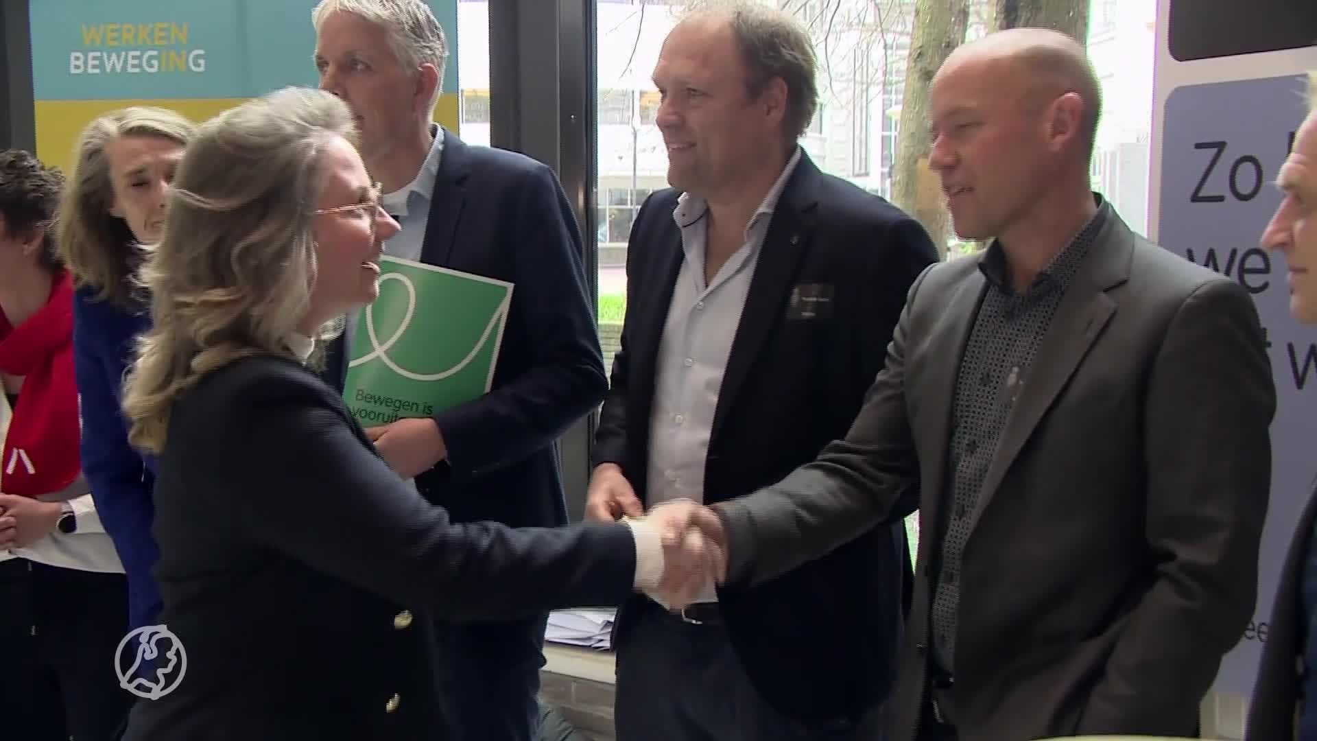 Petitie om minder te zitten op werk: 'Kreeg rugklachten van die bureaustoel'