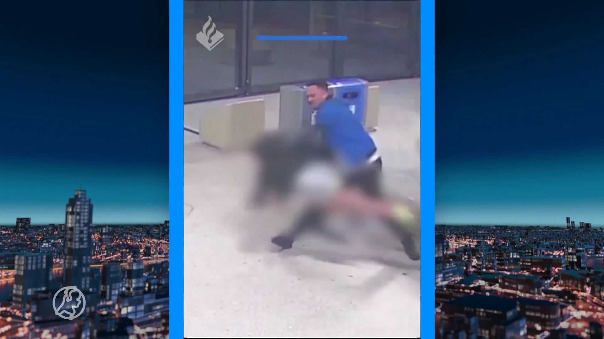 Politie deelt beelden van mishandeling vrouw Amsterdam Centraal