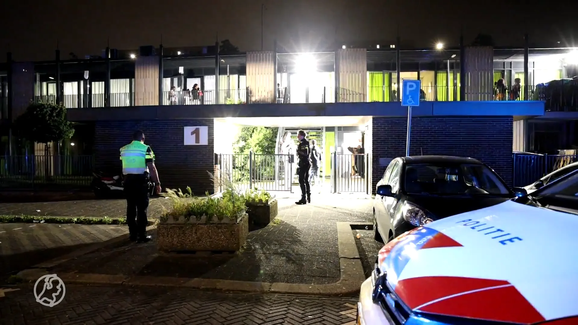 Man (19) raakt zwaargewond bij schietincident tijdens feest in Amsterdam