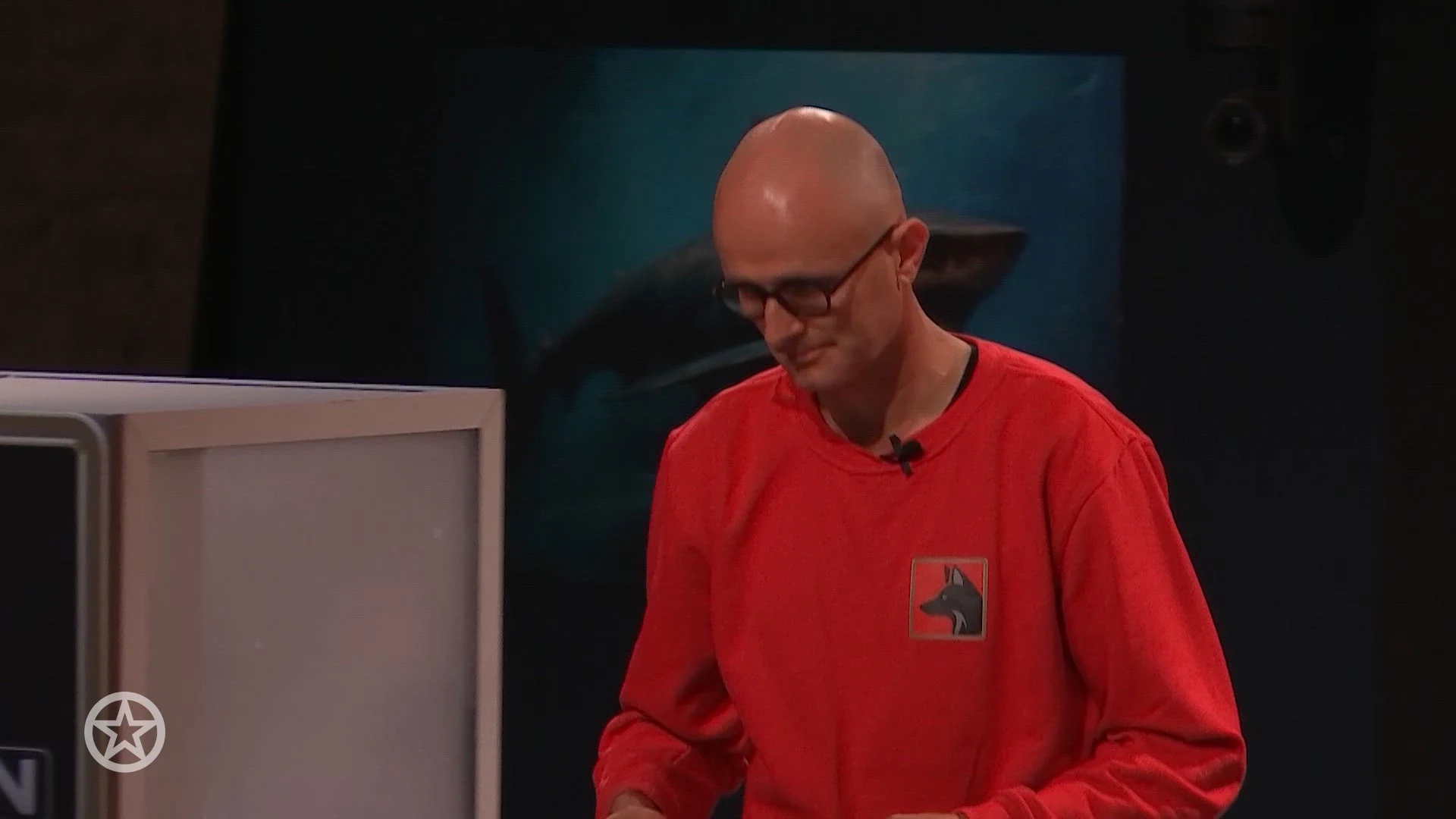 Erik vertrekt met 100.000 euro uit de loods van De Bondgenoten