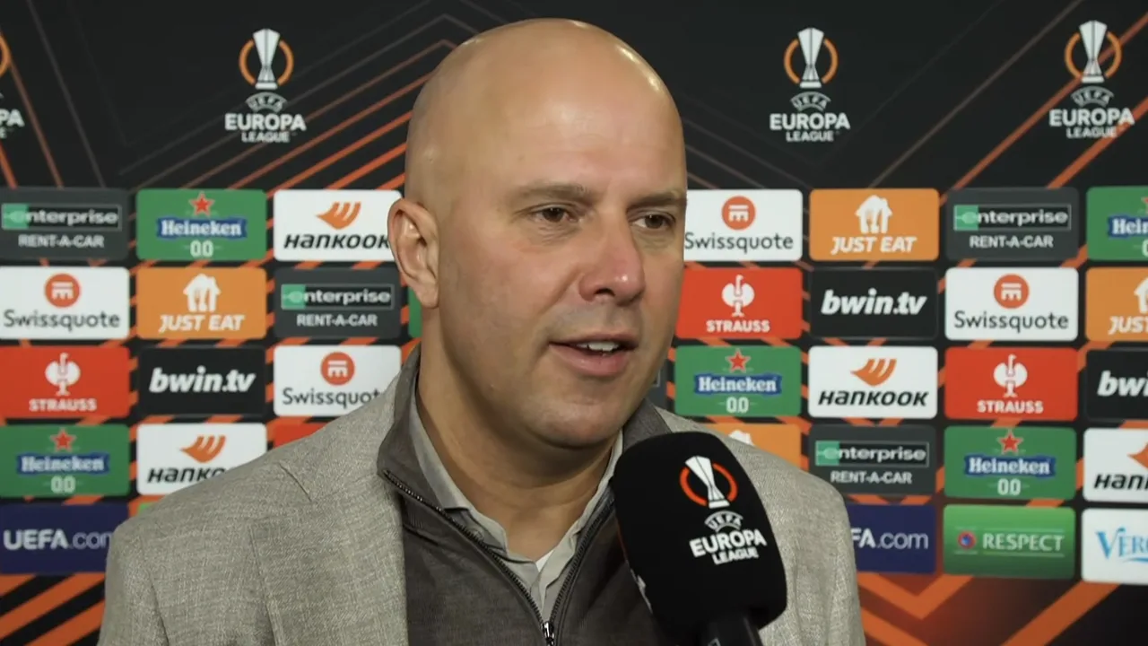 Slot over inbrengen Jahanbakhsh: 'Speler die gewend is om onder deze druk een strafschop te nemen'