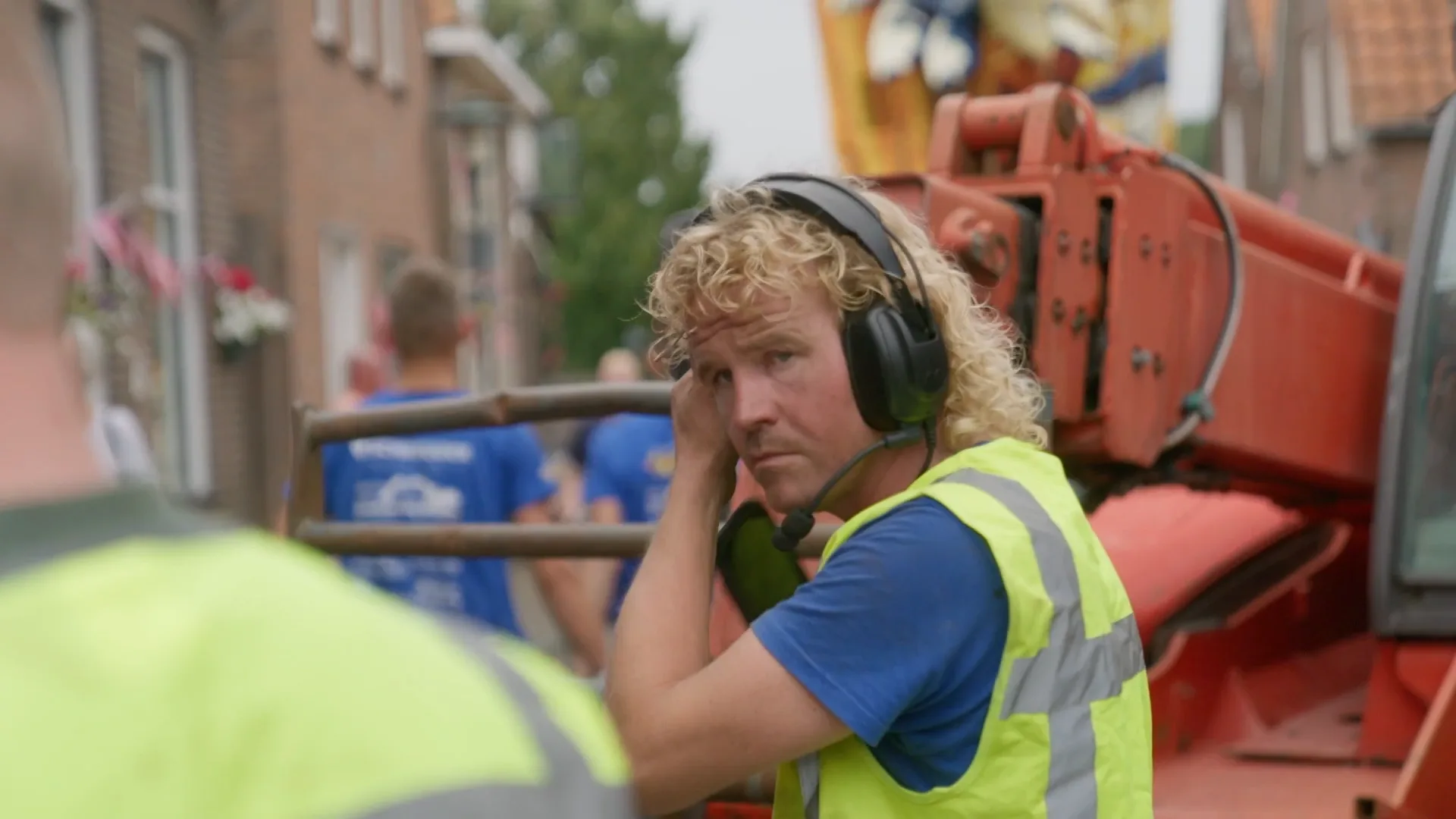 Compleet drama voor Deurgoan: de wagen zit vast!