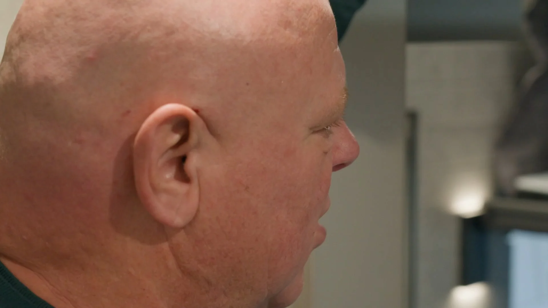 Peter is te zwaar voor dit bed!