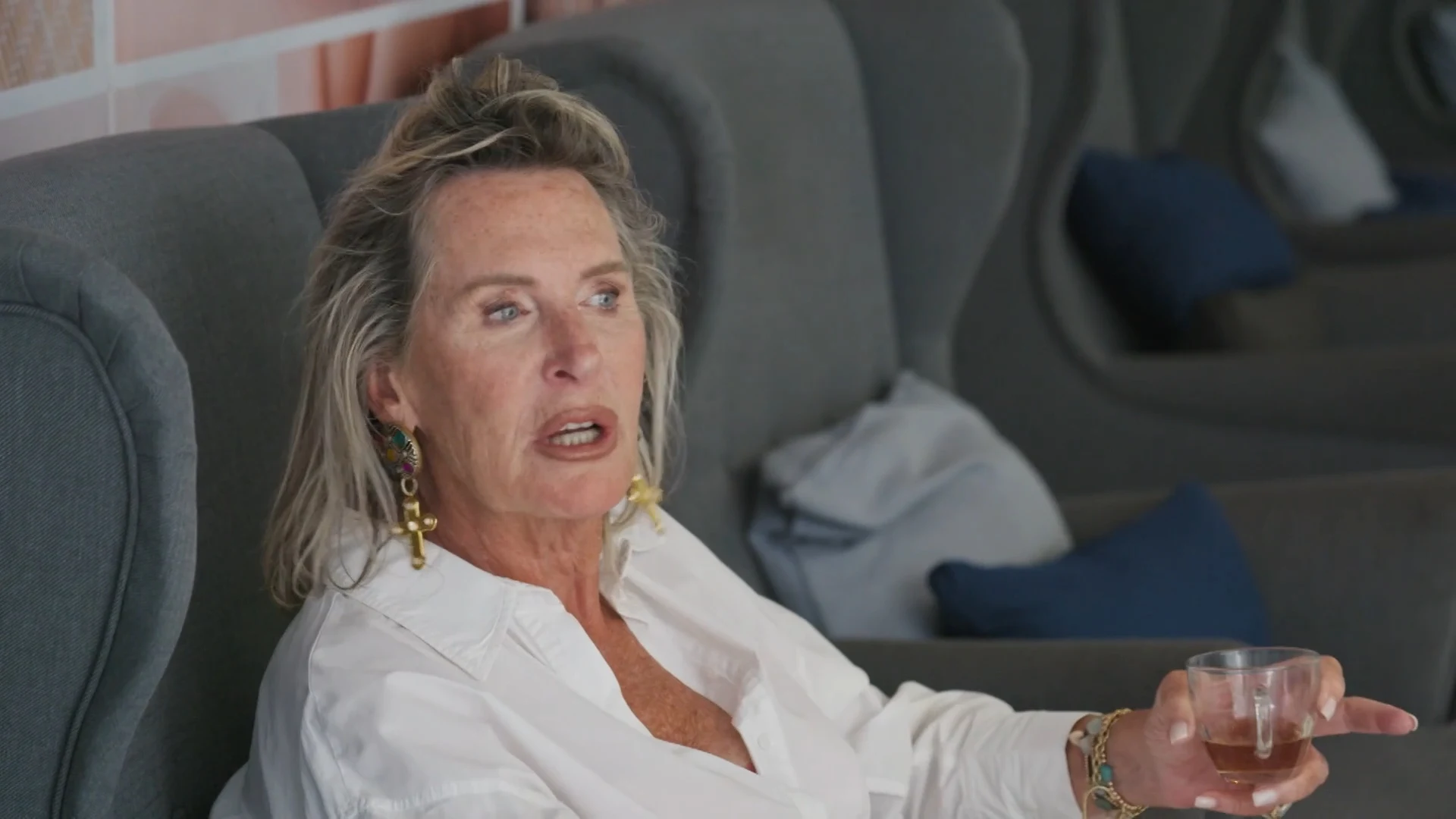 Odilia haalt uit naar schaars geklede vrouw in Chinatown