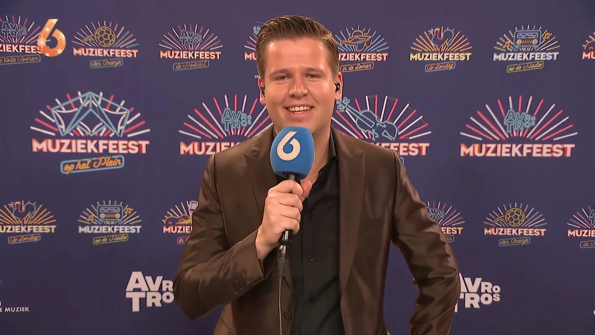 Live met Sven Versteeg bij Muziekfeest van het Jaar