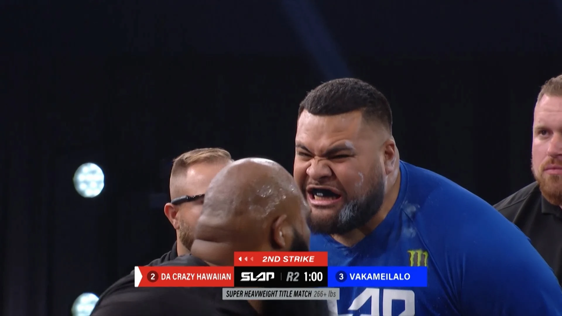 Da Crazy Hawaiian vs. Vakameilalo