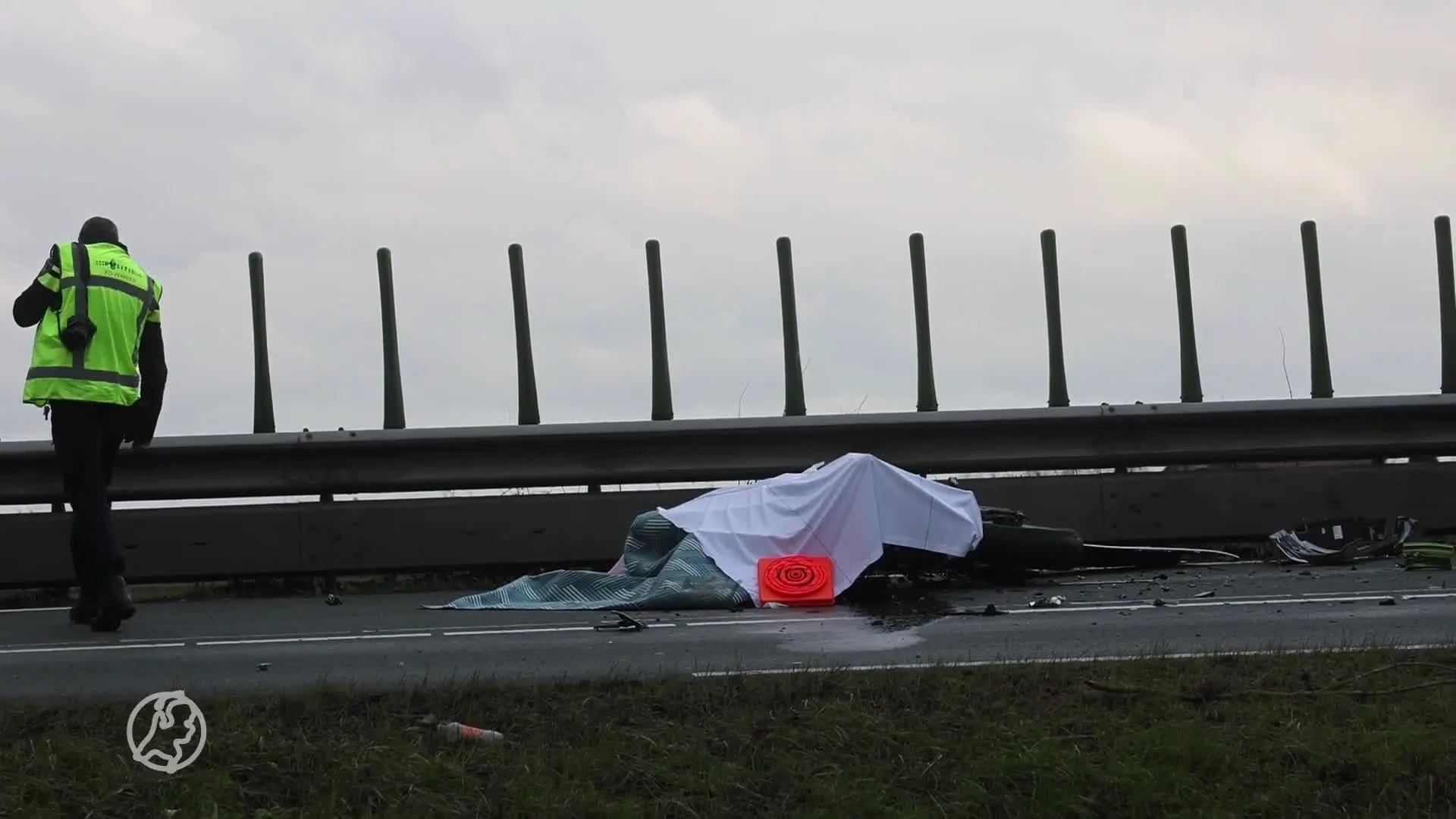 Motorrijder overleden na botsing met vrachtwagen in Bleiswijk